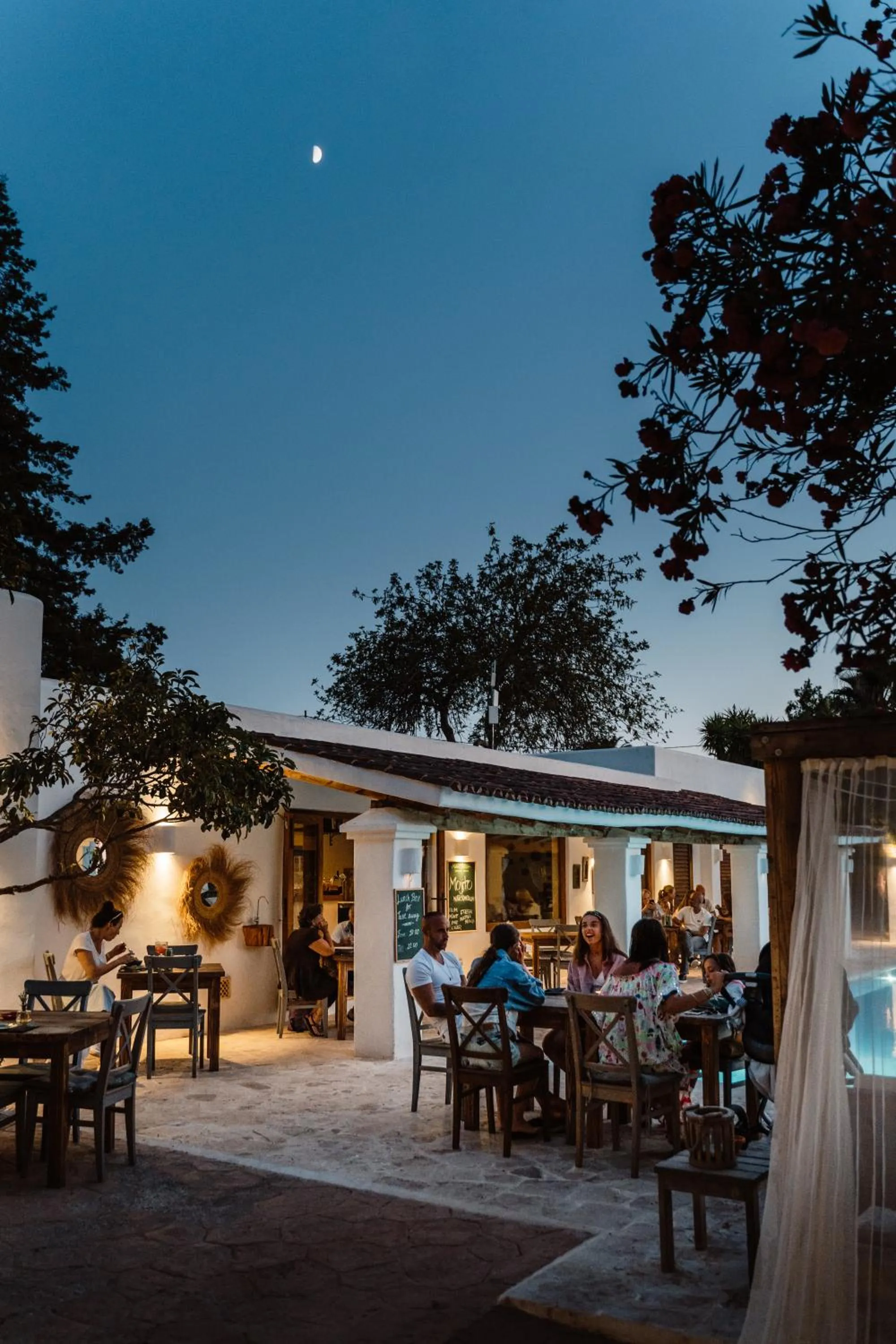 Restaurant/places to eat in Can Vistabella Boutique Resort