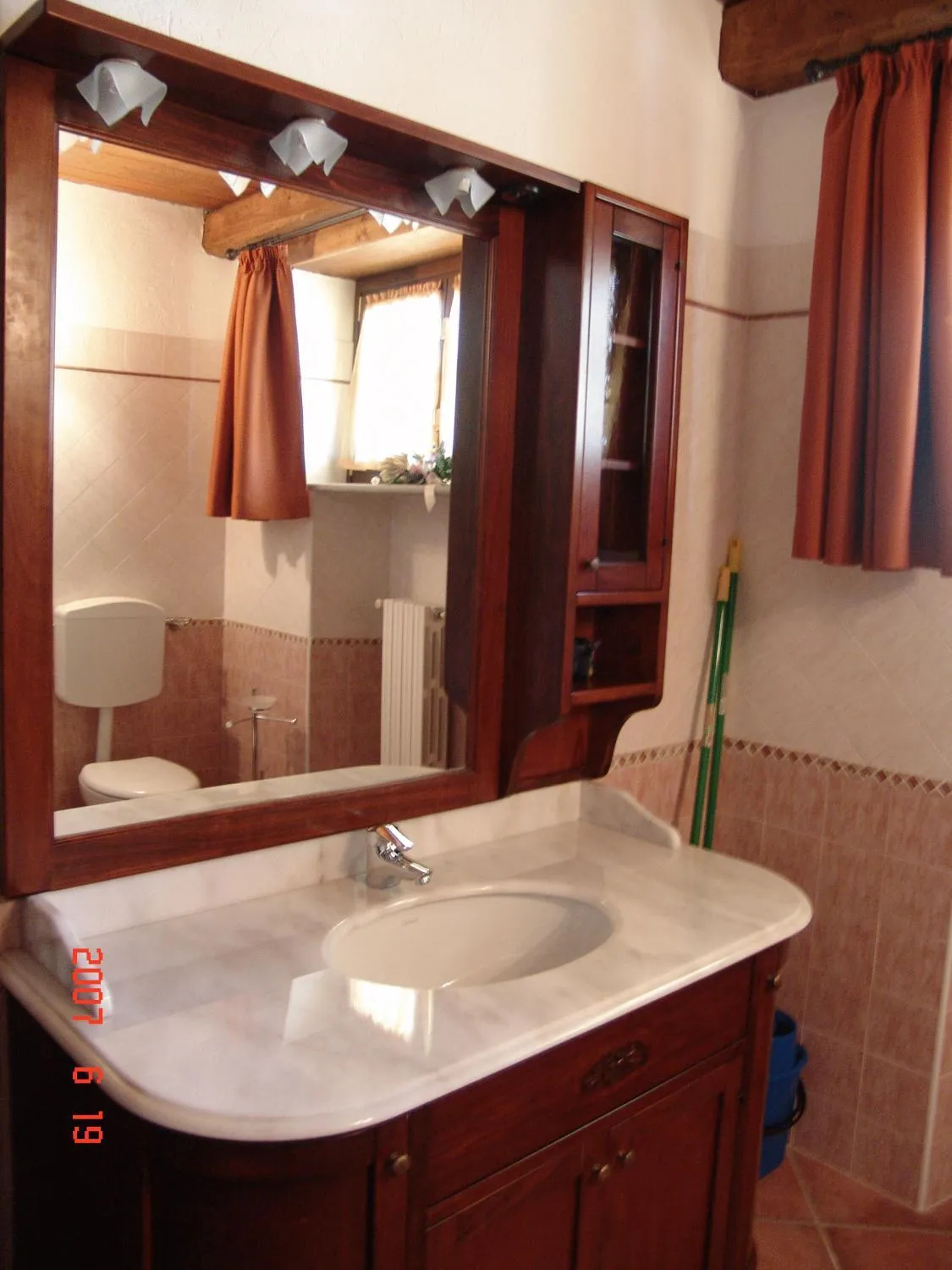 Bathroom in Residence Du Commerce