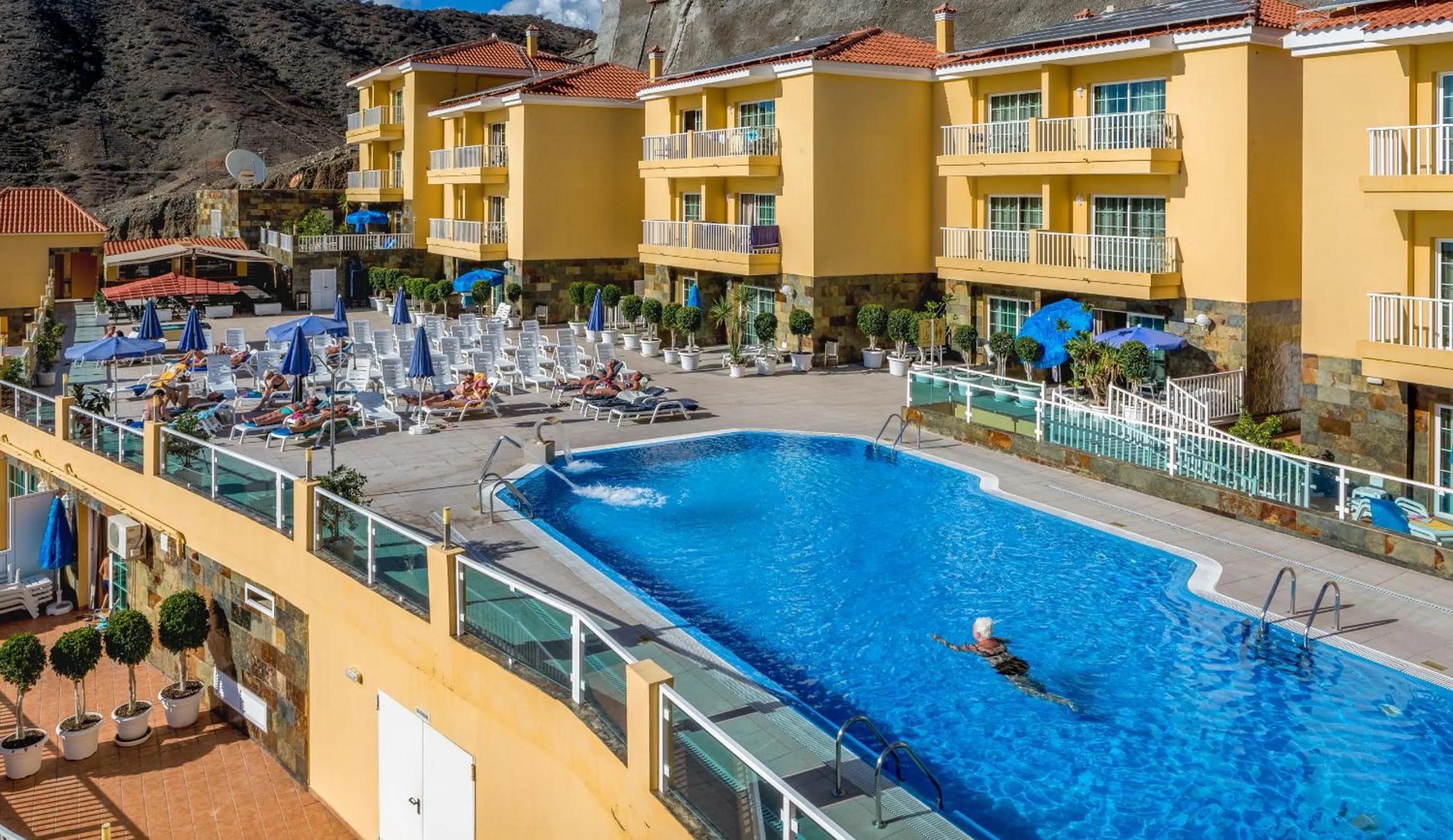 Swimming pool in Villa del Mar
