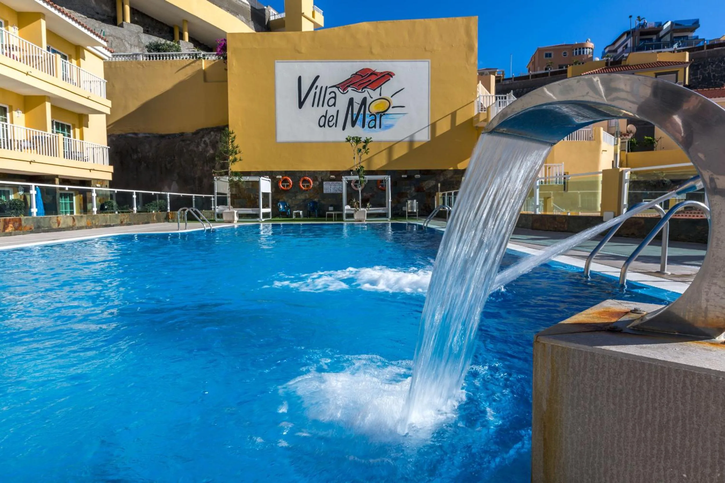 Swimming pool in Villa del Mar