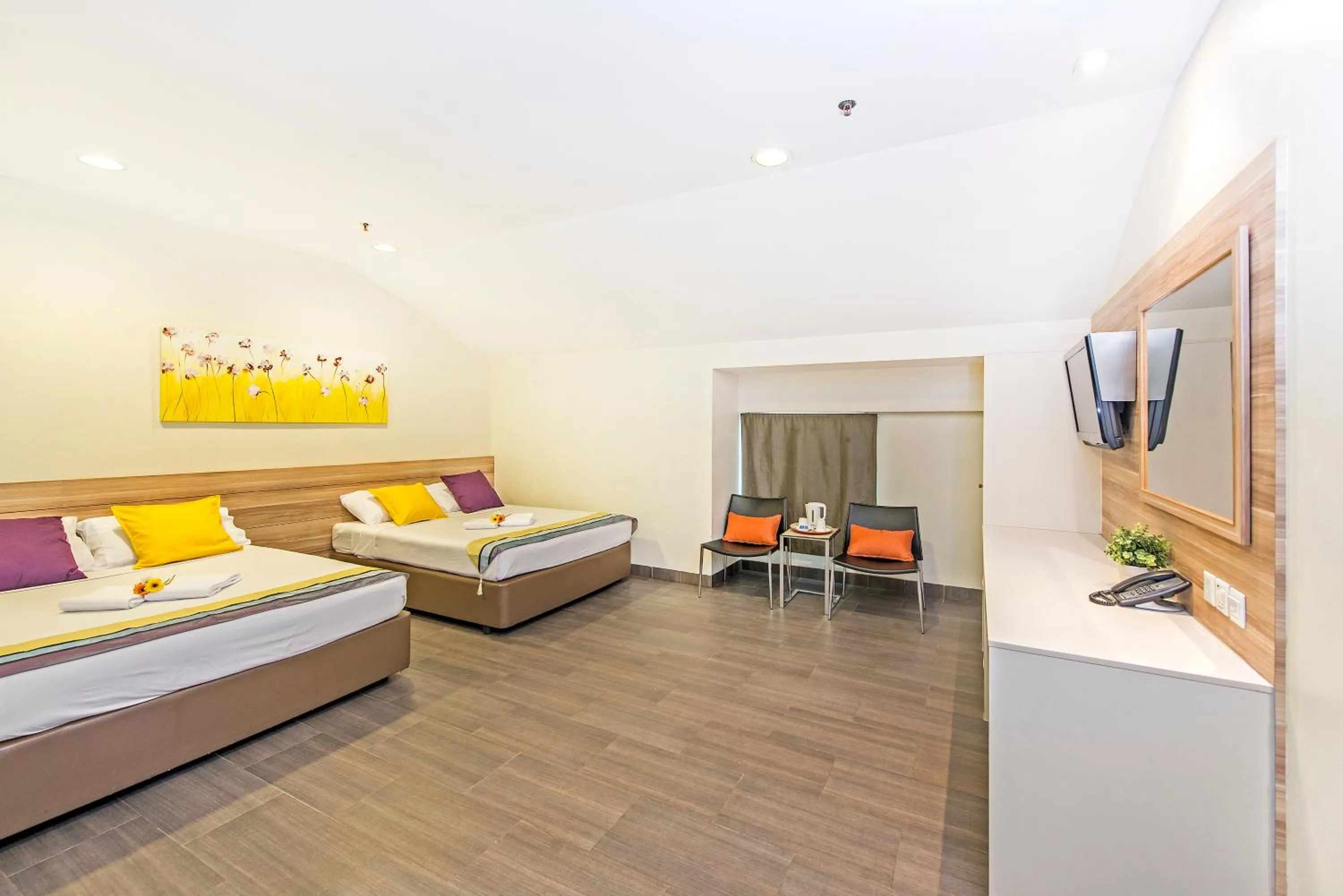 Bed in Hotel 81 Dickson