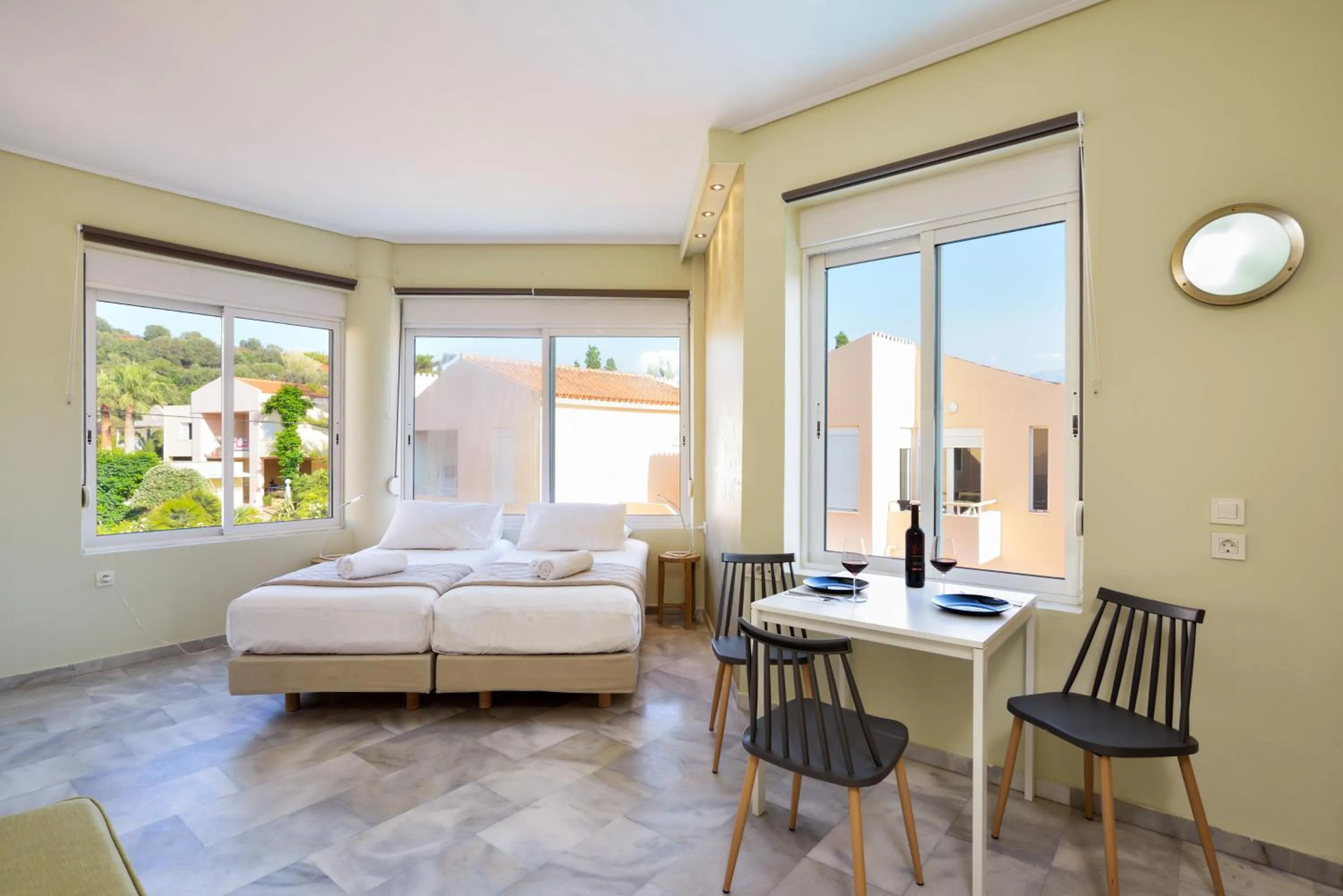 Dining area, Bed in Elma's Dream Apartments & Villas