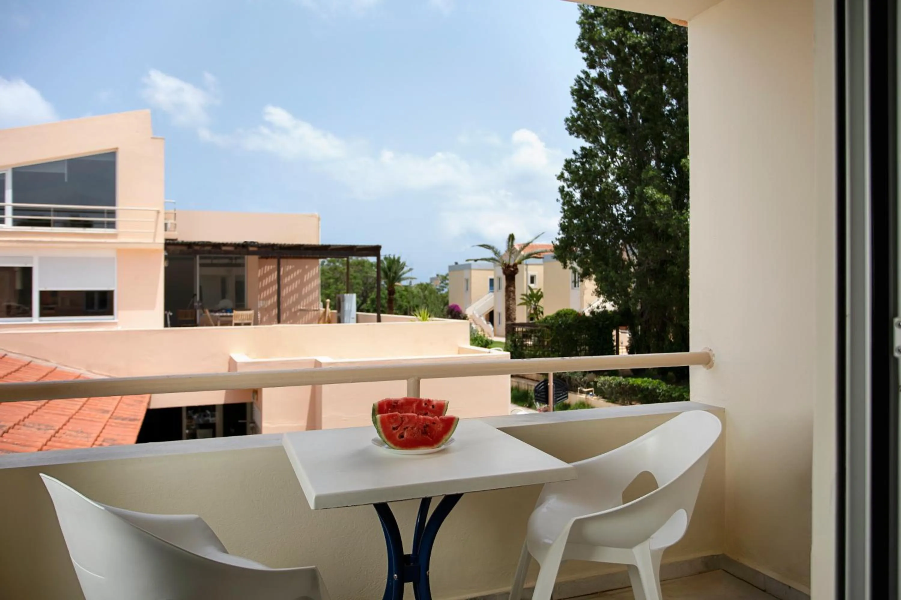 Day in Elma's Dream Apartments & Villas