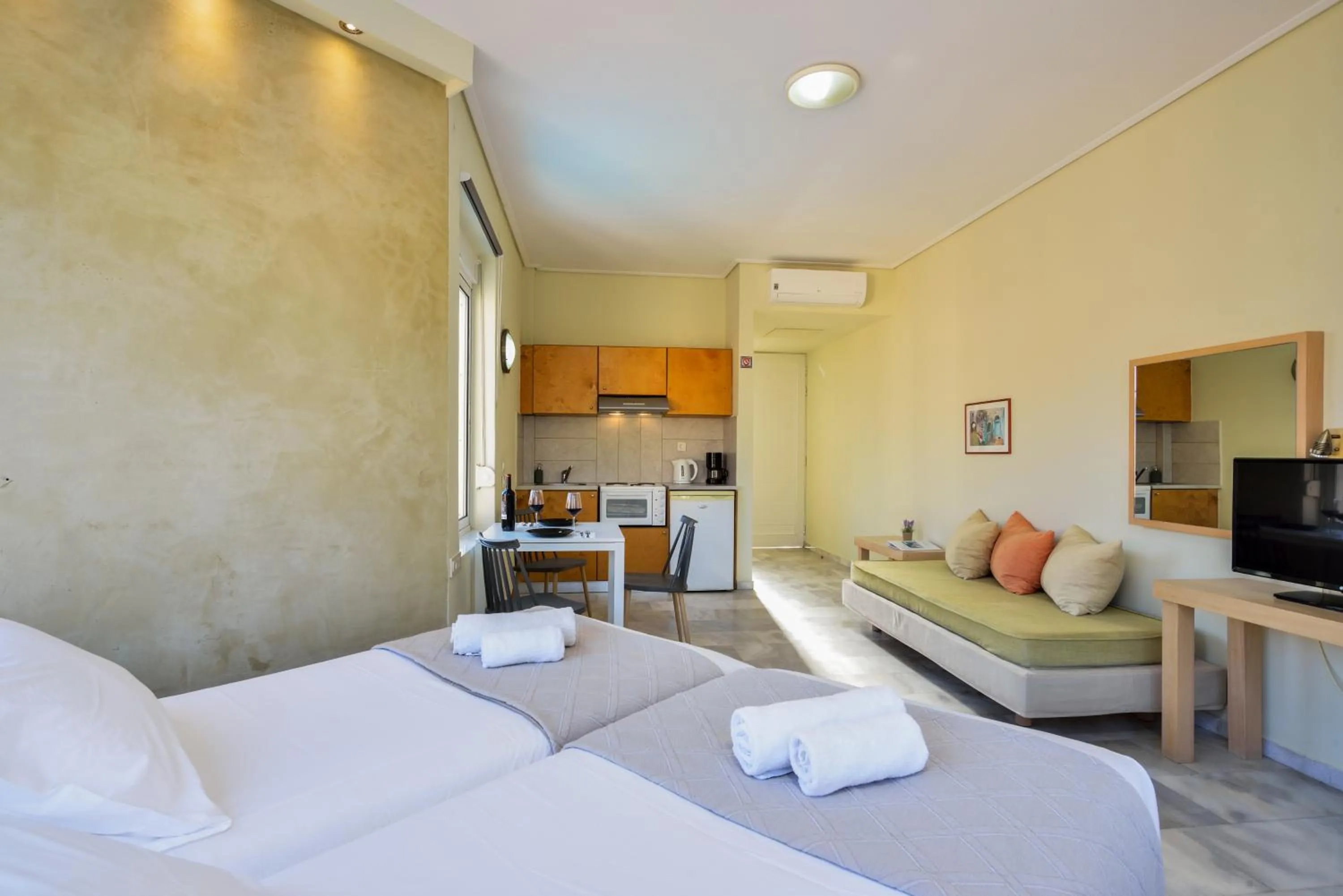 Bedroom, Bed in Elma's Dream Apartments & Villas