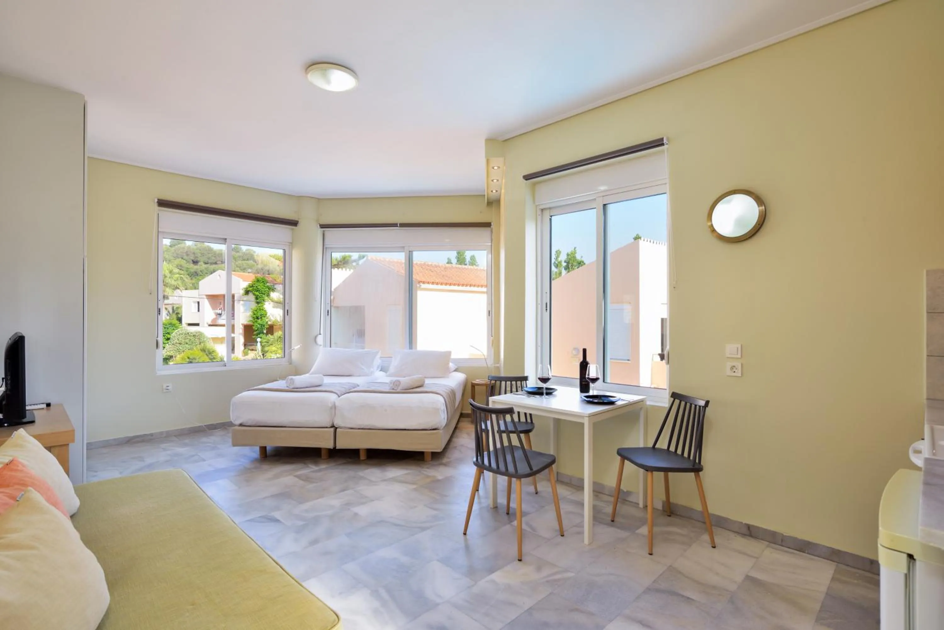 Dining area, Bed in Elma's Dream Apartments & Villas