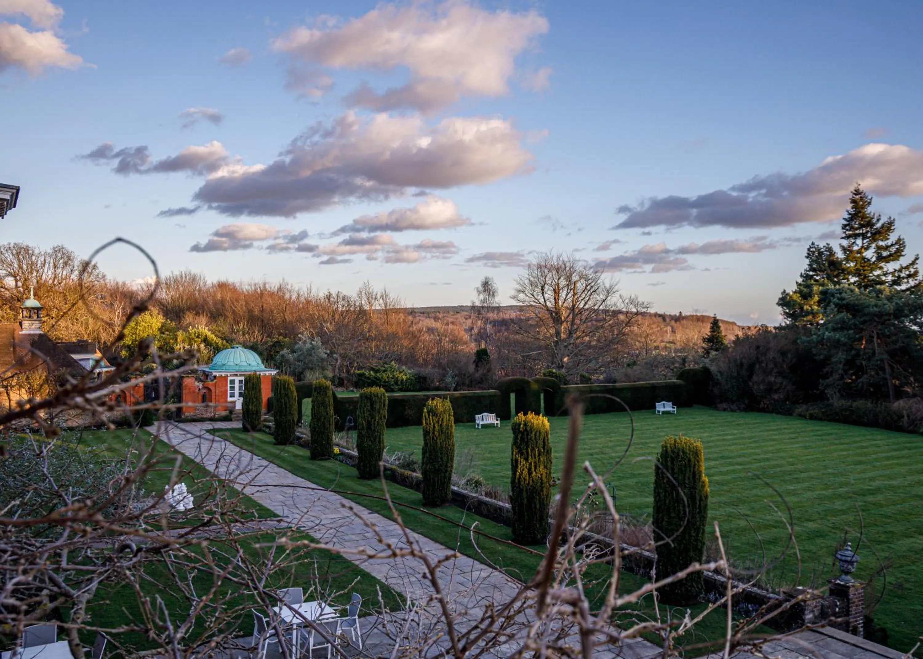 Spring in Barnett Hill Hotel