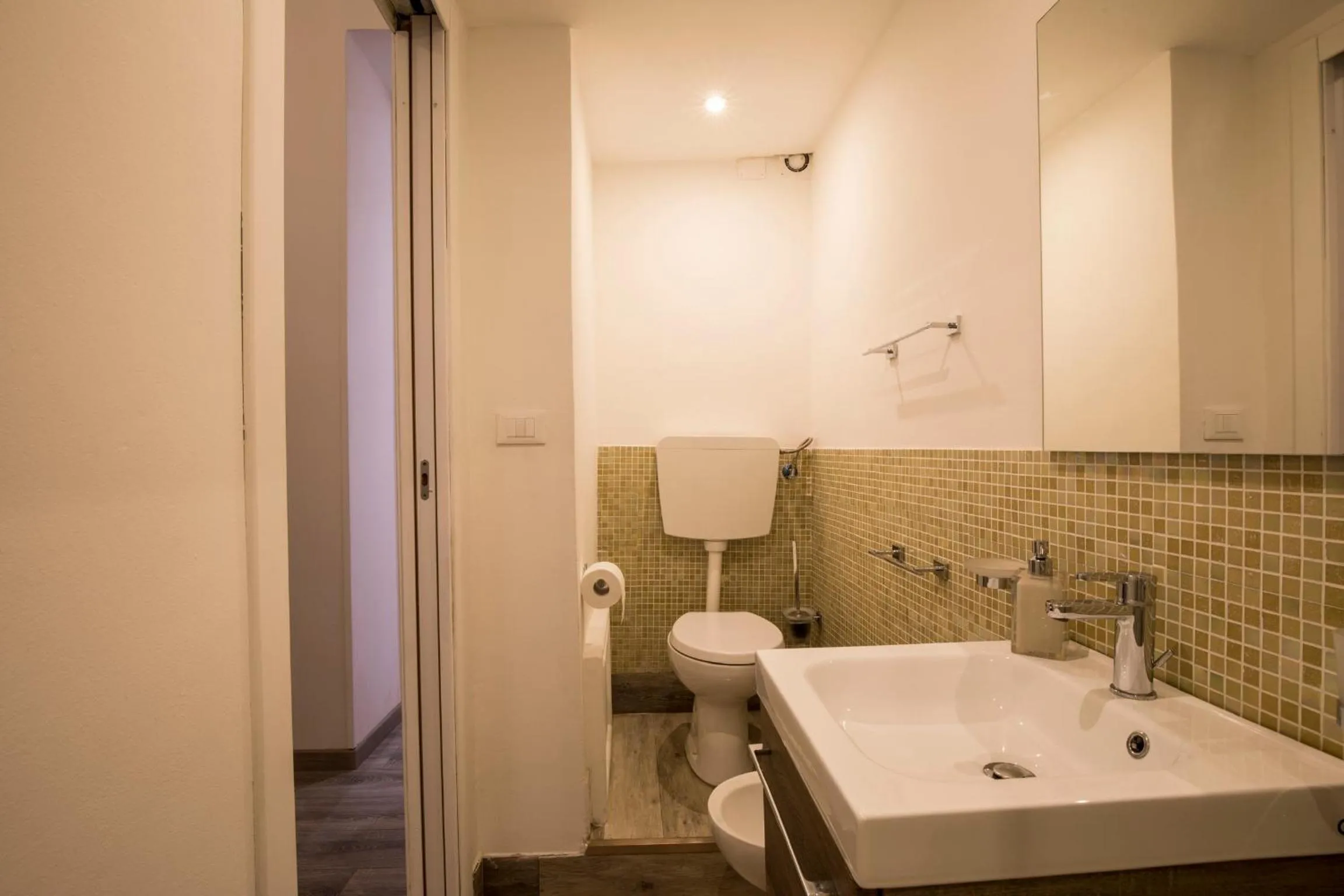 Toilet in Sammartino suite