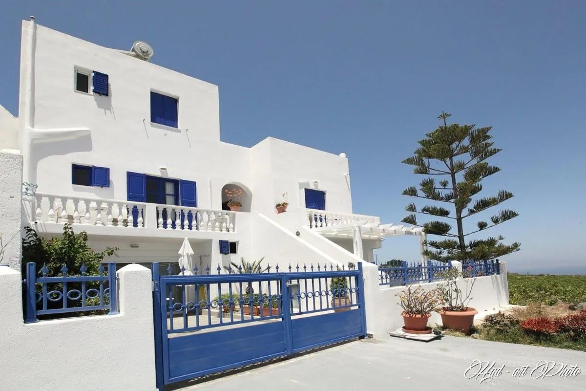 Property building in Villa Happening