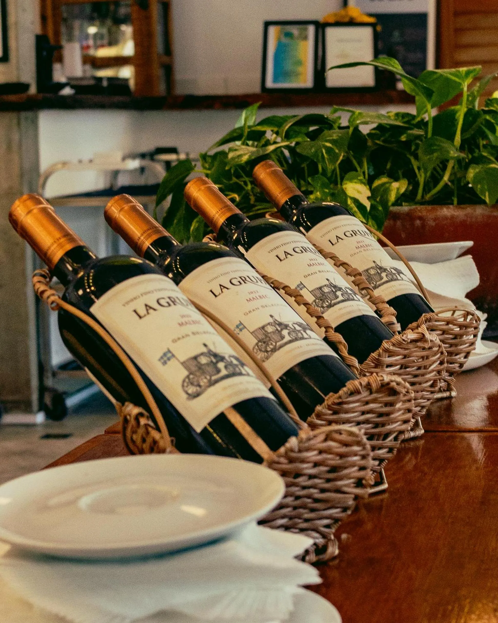 Restaurant/places to eat in Pousada Ilha Vitoria