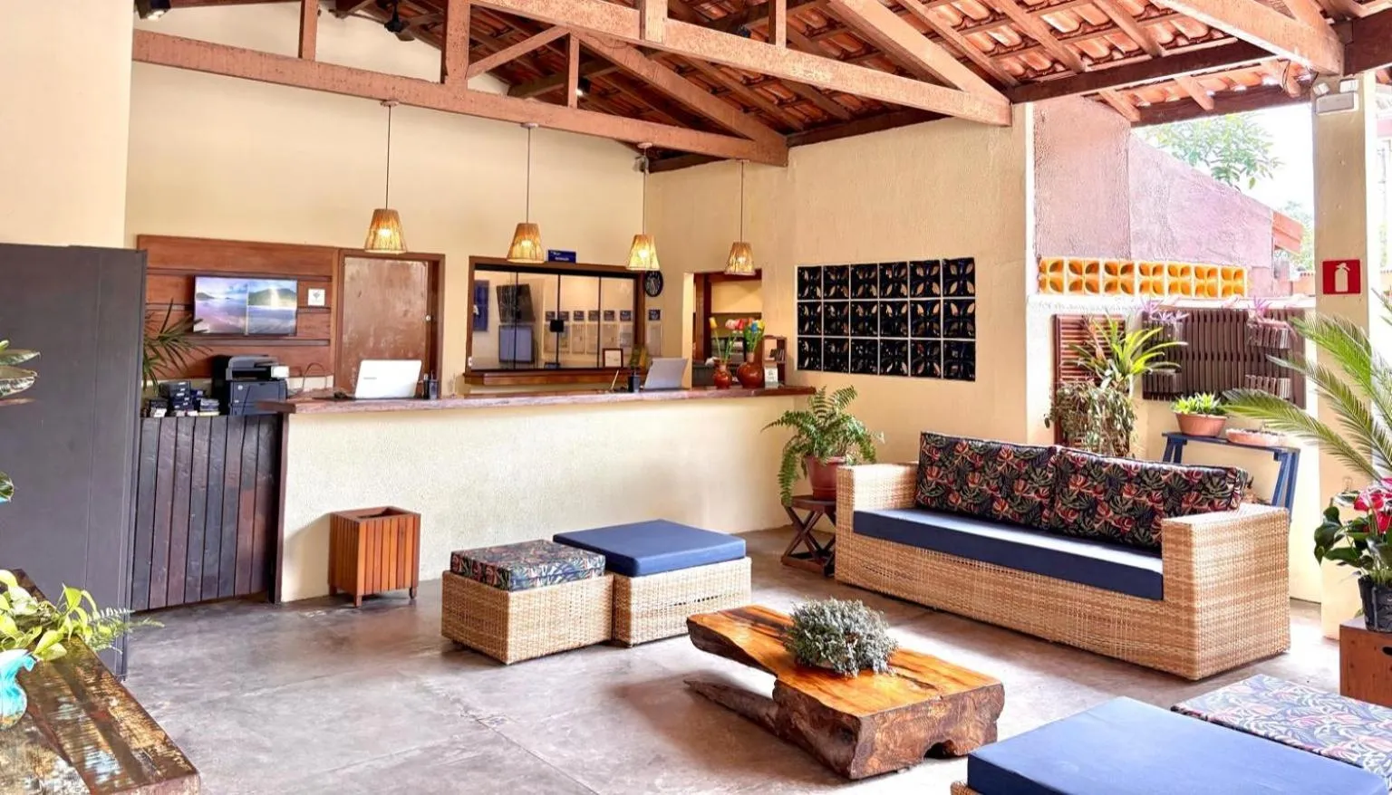 Seating area in Pousada Ilha Vitoria