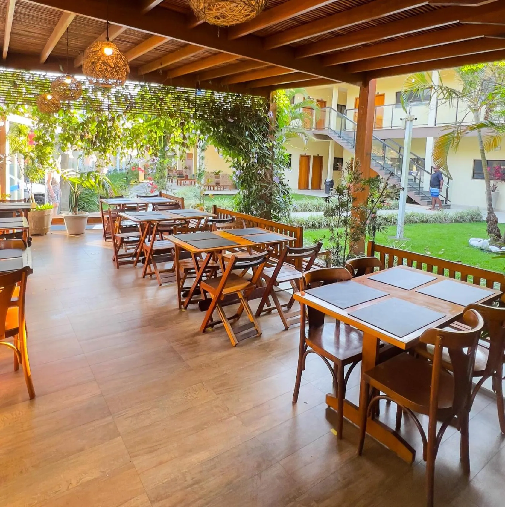 Restaurant/places to eat in Pousada Ilha Vitoria