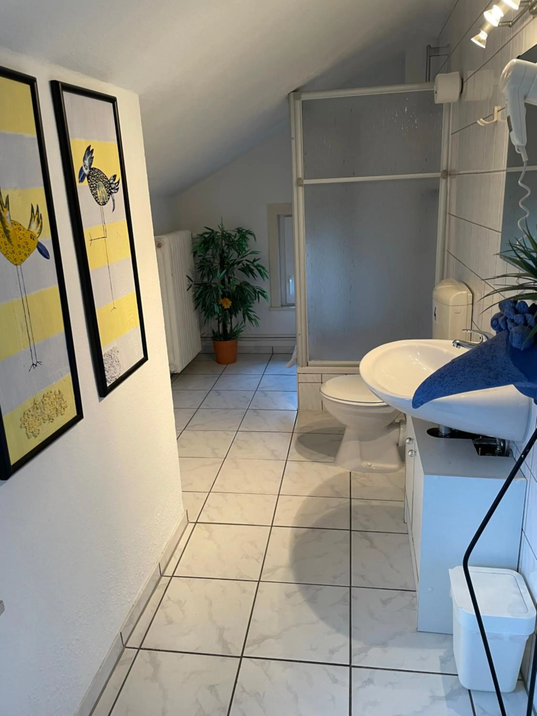 Bathroom in Hotel Garni-Tell