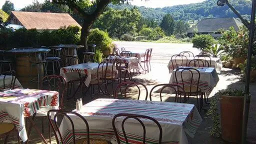 Restaurant/places to eat in Logis L'Auberge Basque