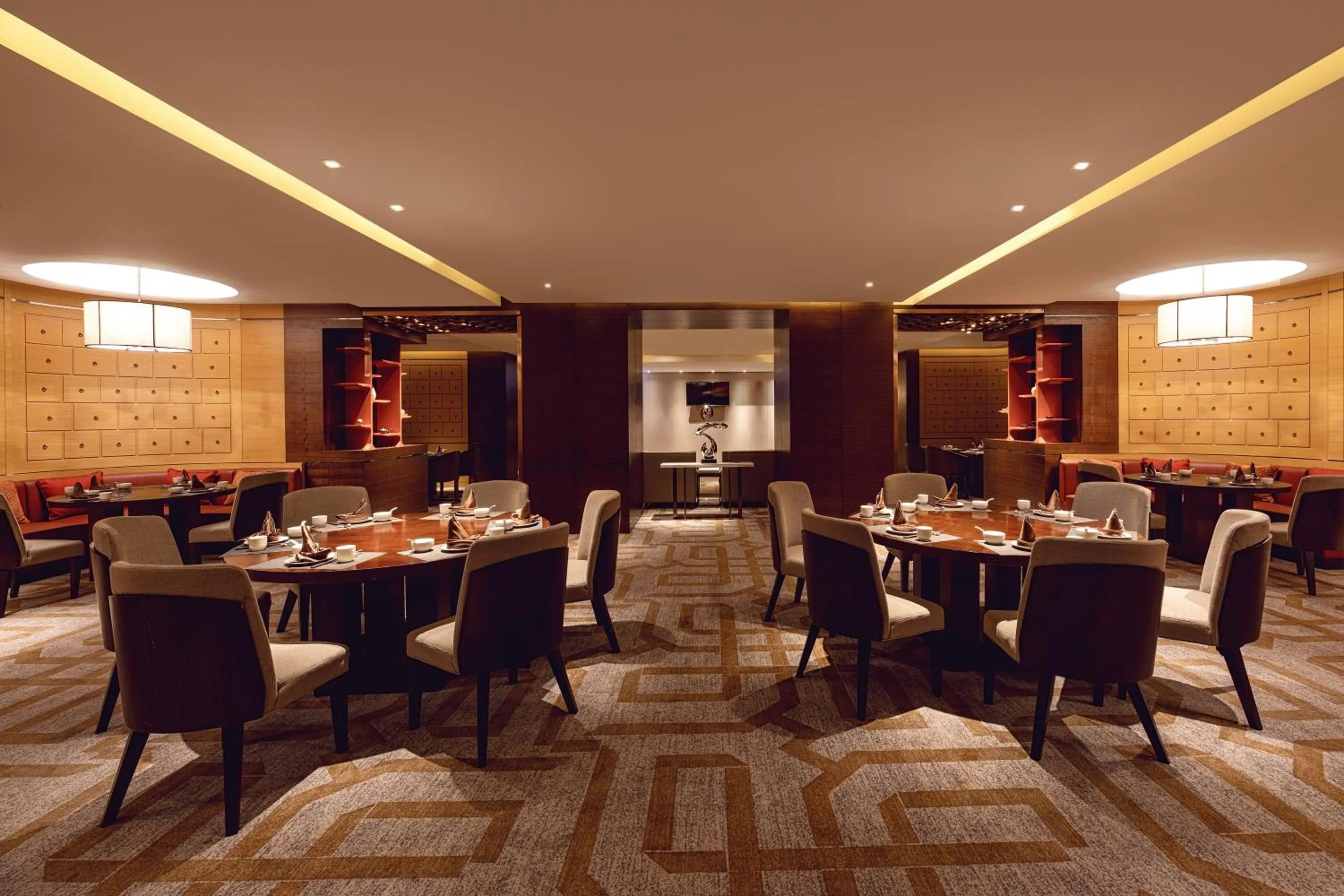 Restaurant/places to eat in Holiday Inn Baoji Central by IHG