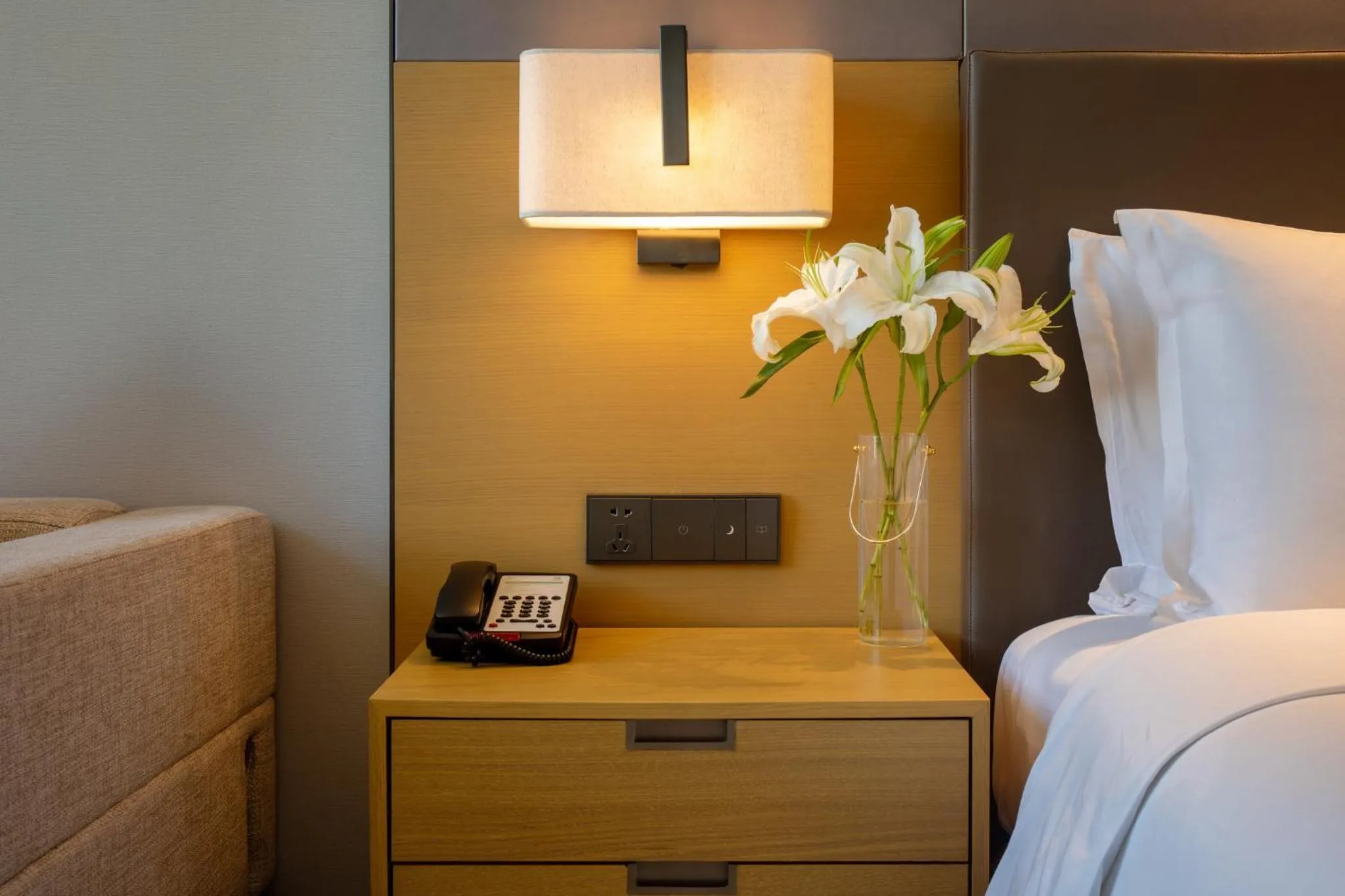 Photo of the whole room, Bed in Holiday Inn Baoji Central by IHG