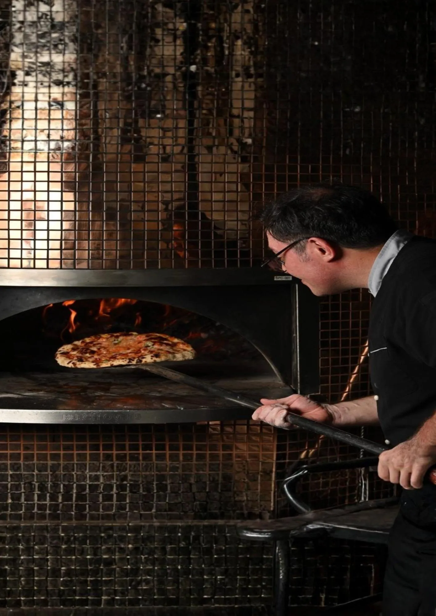 Restaurant/places to eat in Holiday Inn & Suites Rayong City Centre by IHG