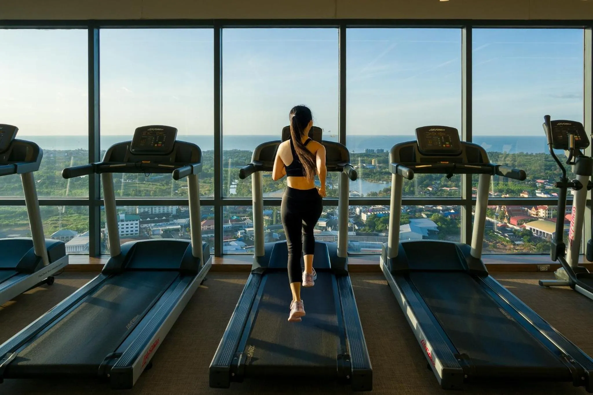 Fitness centre/facilities in Holiday Inn & Suites Rayong City Centre by IHG