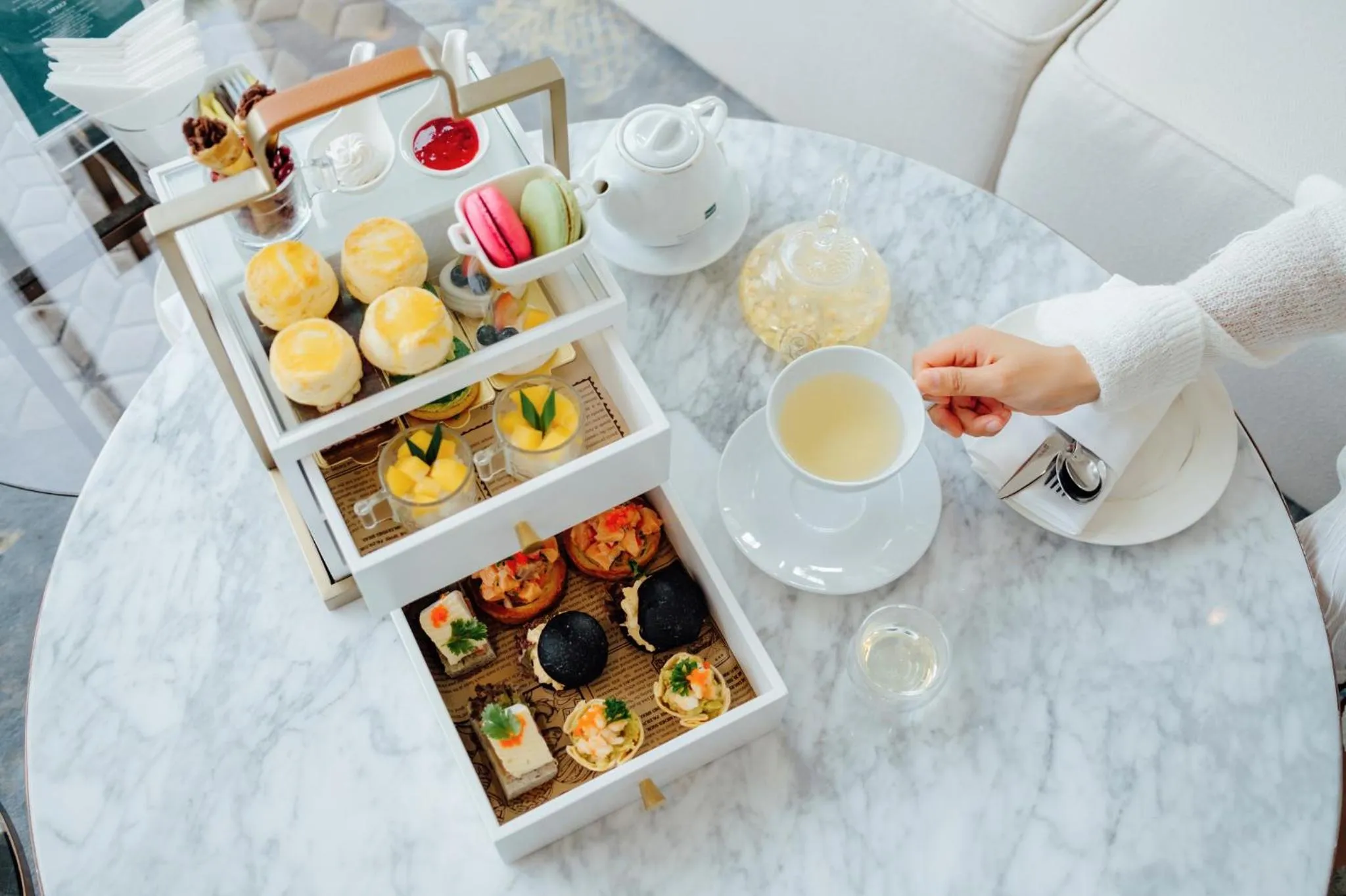 Restaurant/places to eat in Holiday Inn & Suites Rayong City Centre by IHG