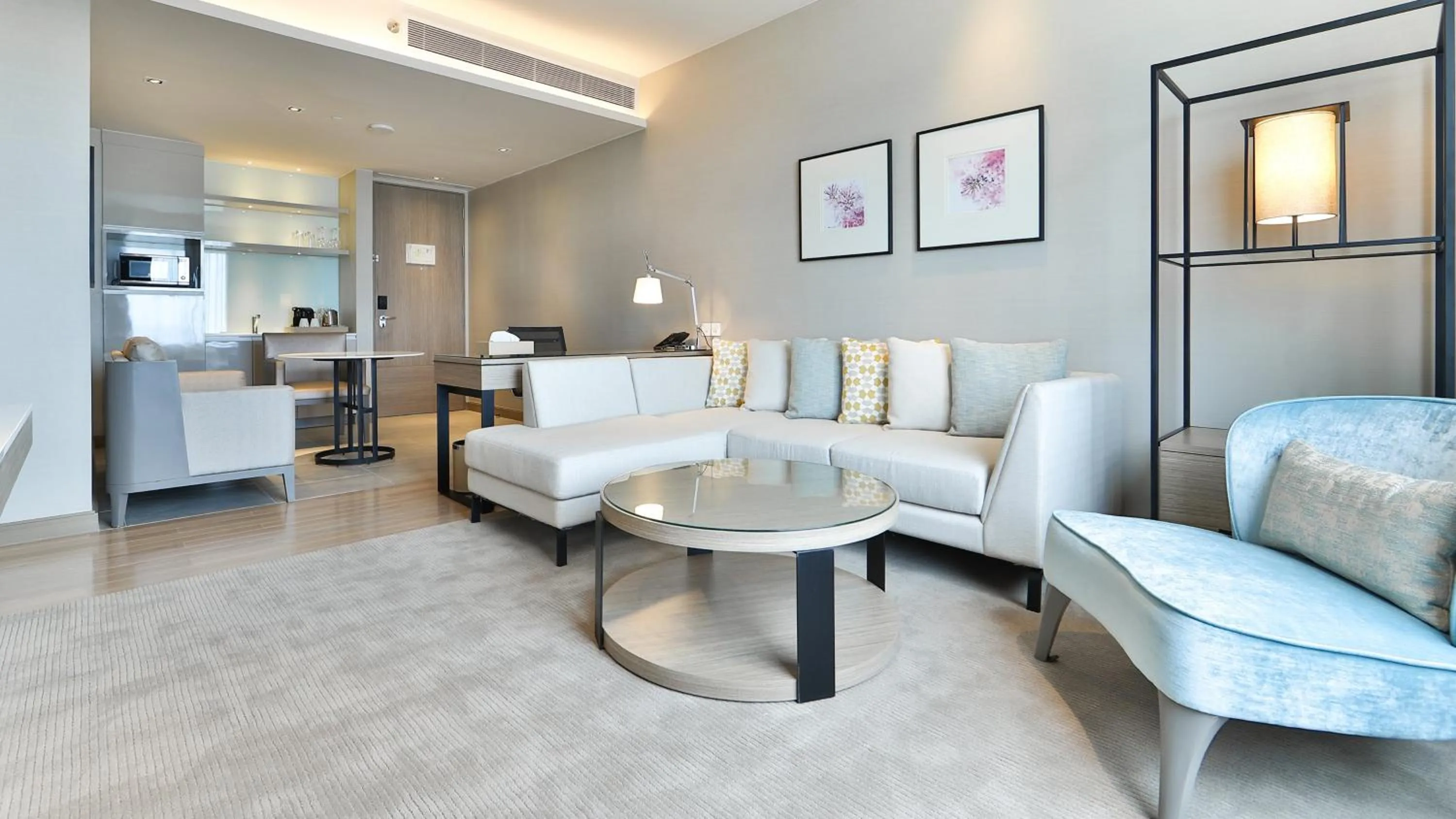 Photo of the whole room in Holiday Inn & Suites Rayong City Centre by IHG