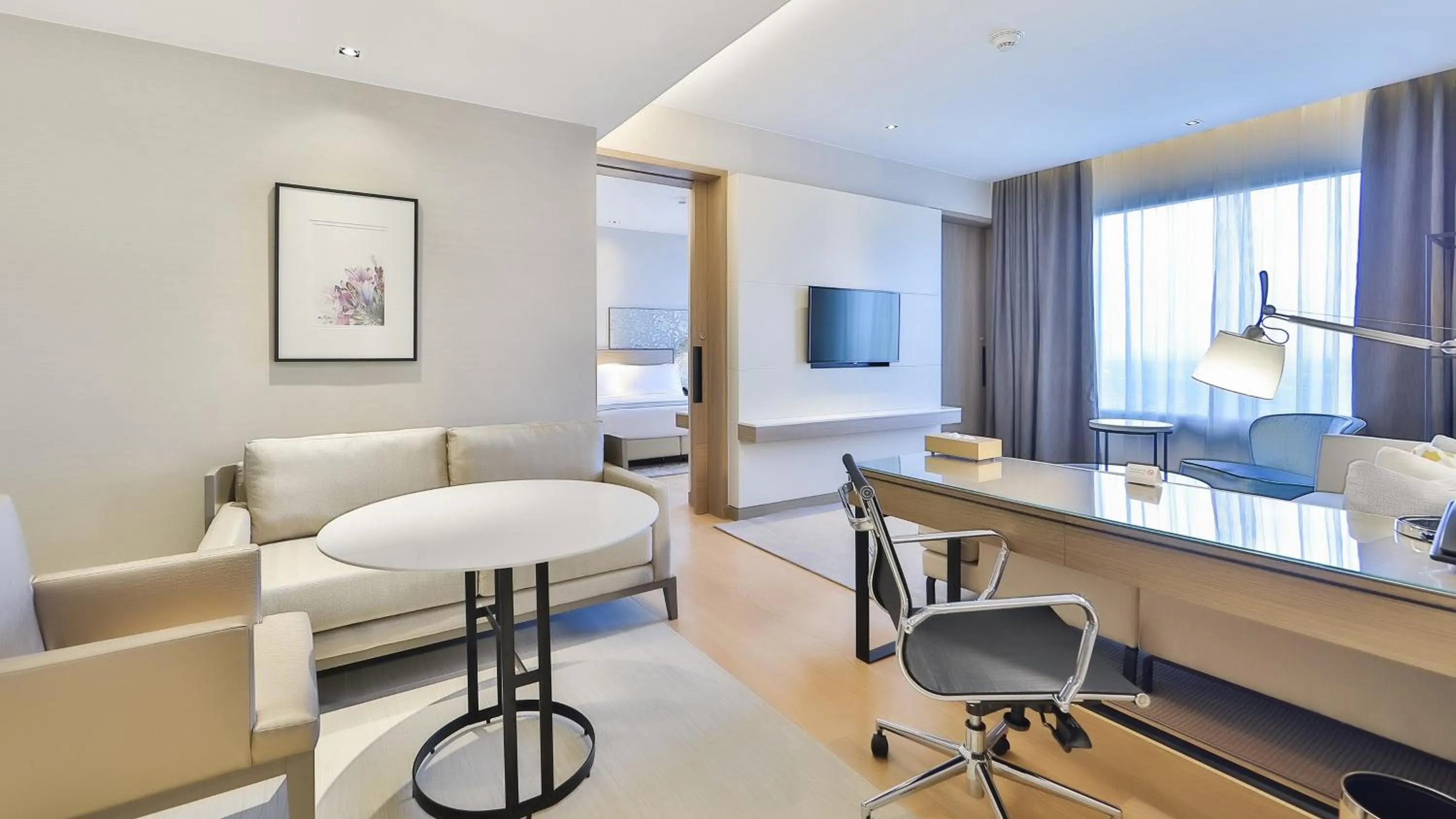 Photo of the whole room in Holiday Inn & Suites Rayong City Centre by IHG