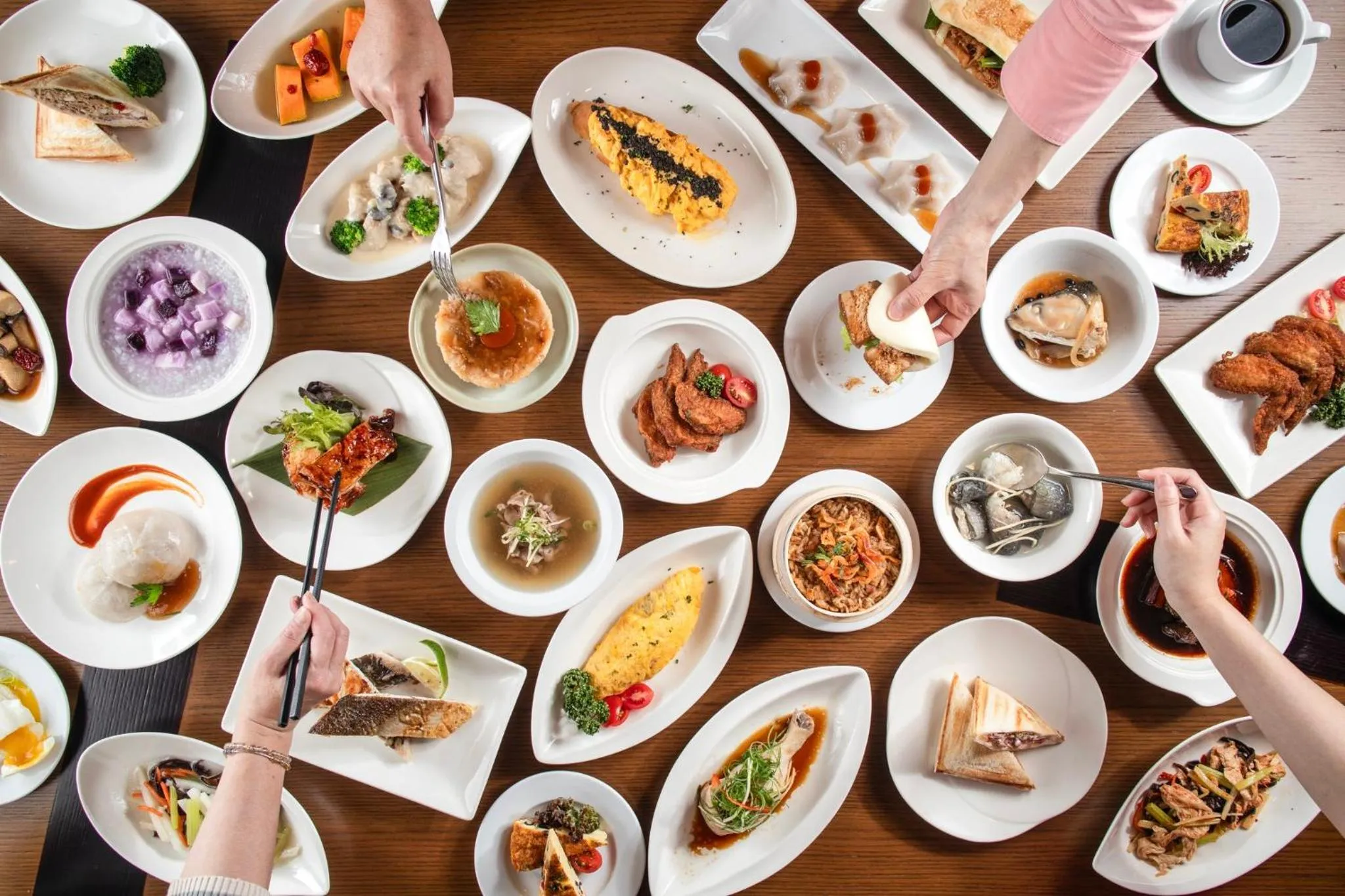 Restaurant/places to eat in Crowne Plaza Tainan by IHG