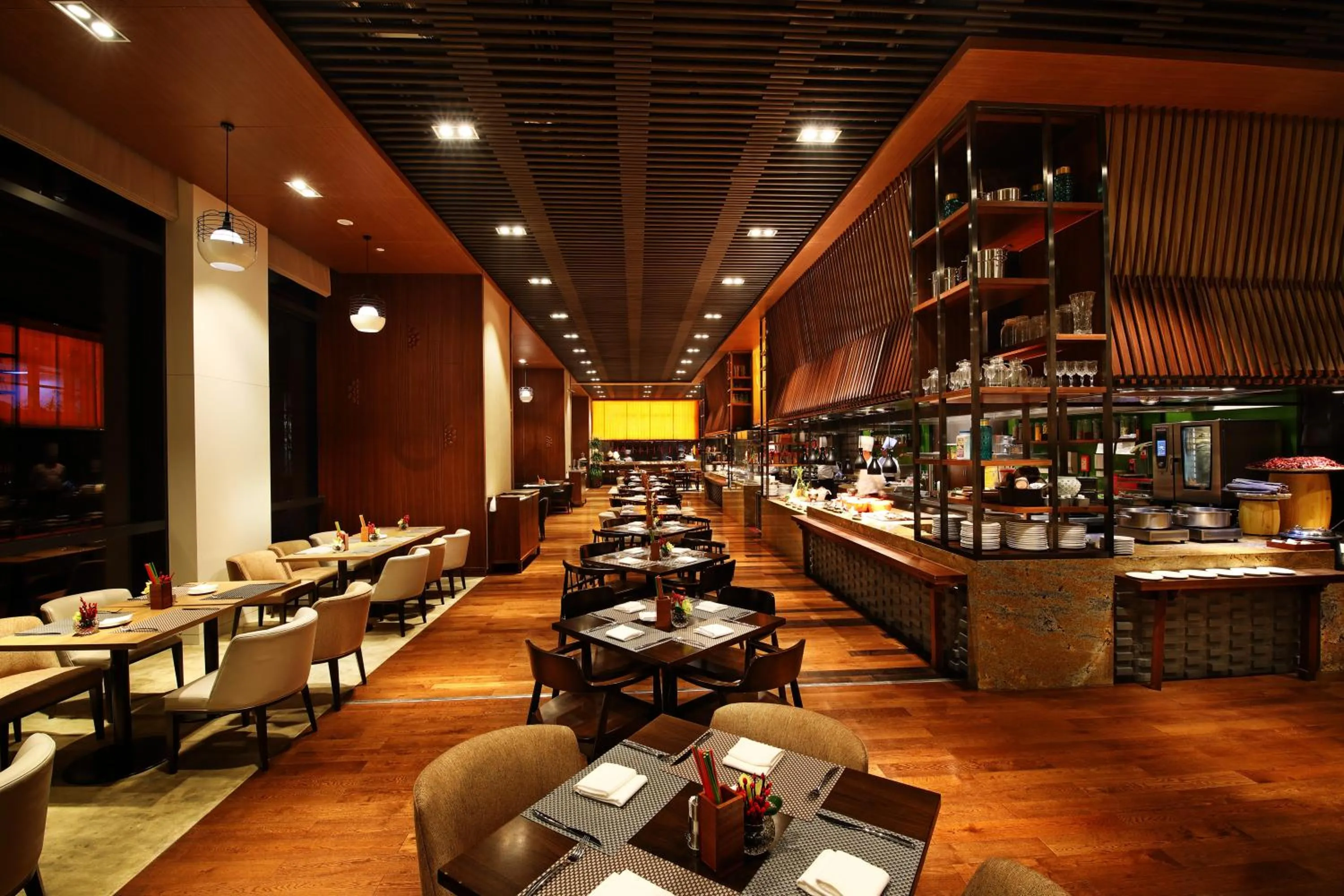 Restaurant/places to eat in HUALUXE Wuxi Taihu