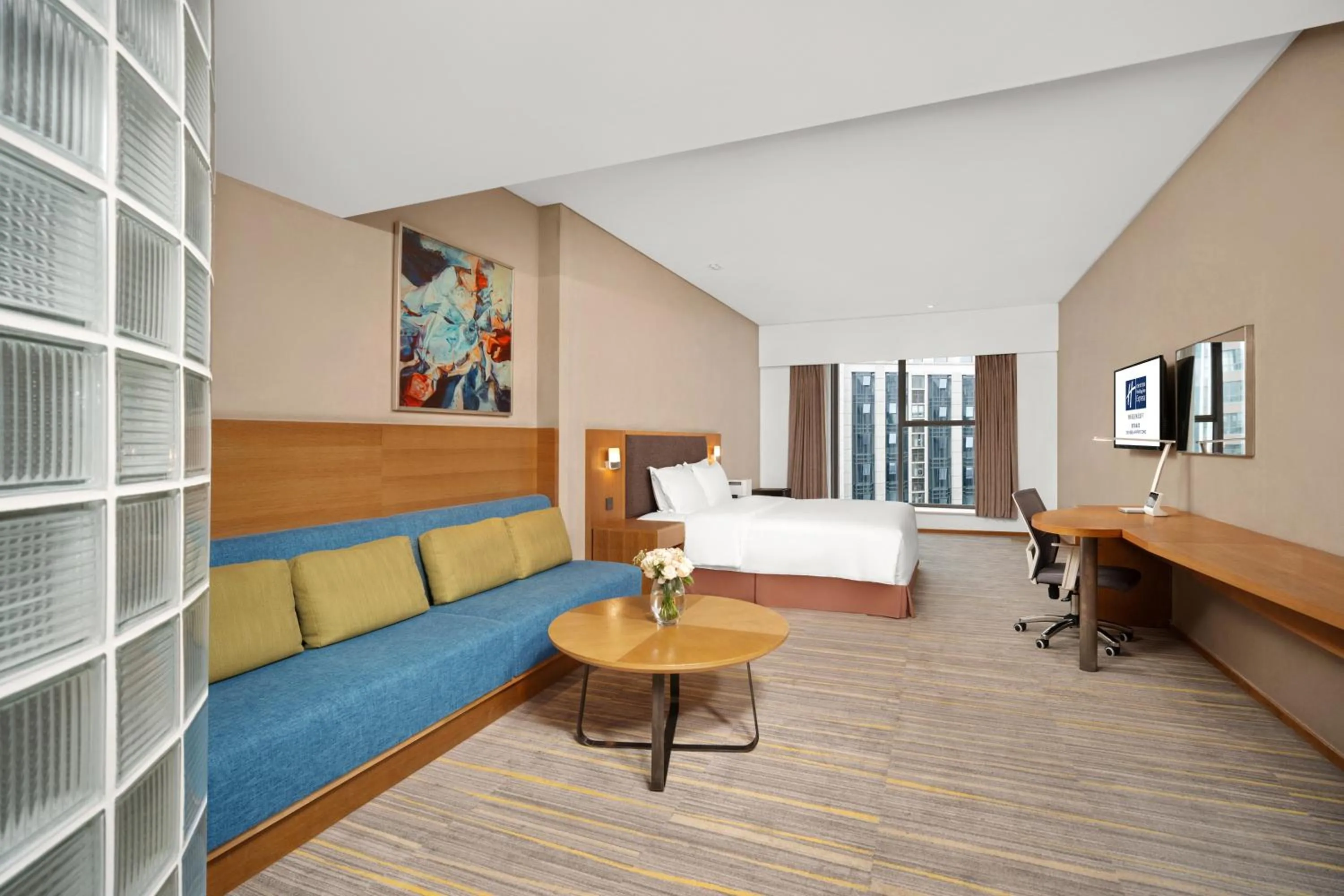 On site, Bed in Holiday Inn Express Chengdu Airport Zone Shuangliu International Airport