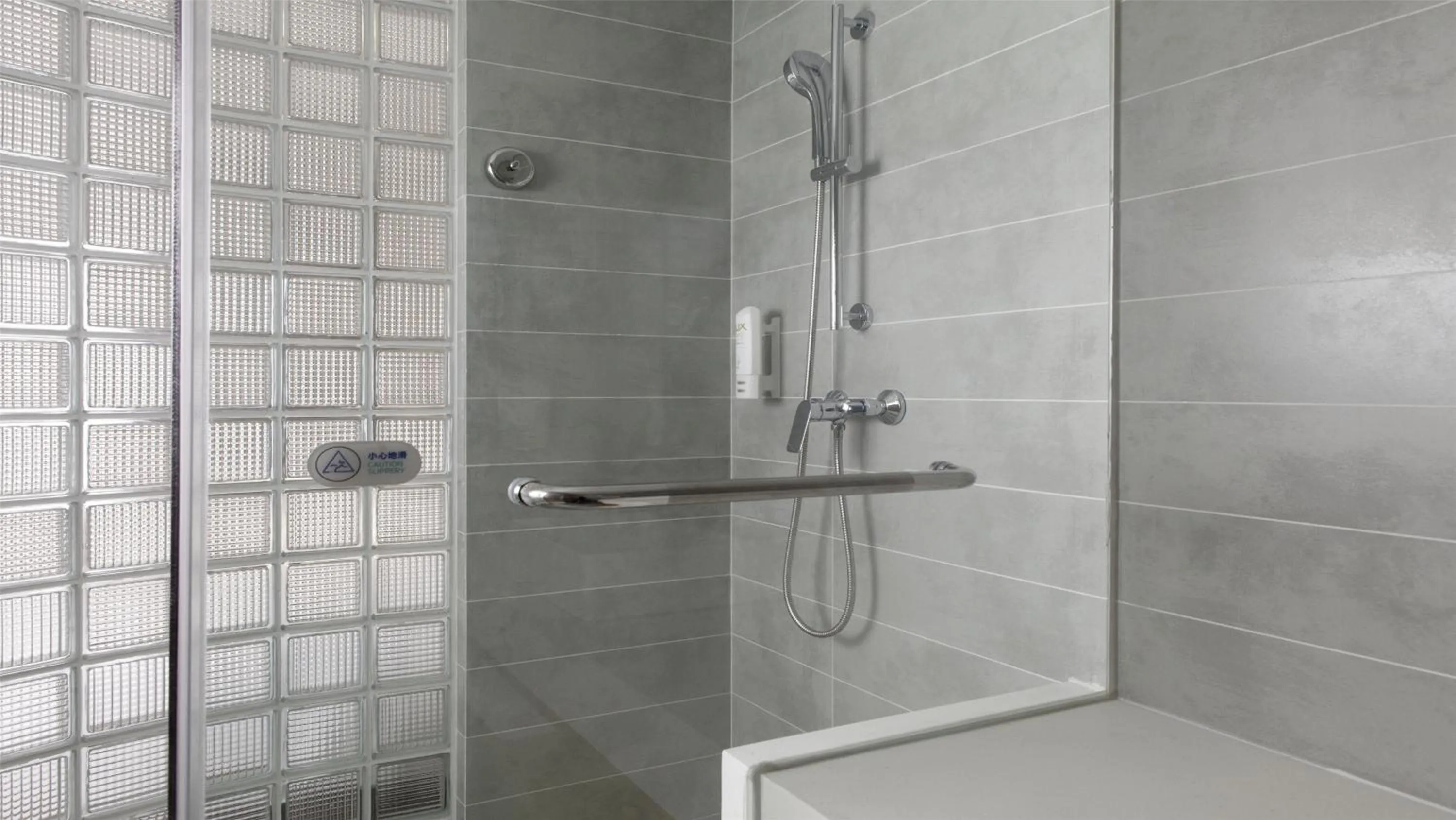 Photo of the whole room in Holiday Inn Express Chengdu Airport Zone Shuangliu International Airport