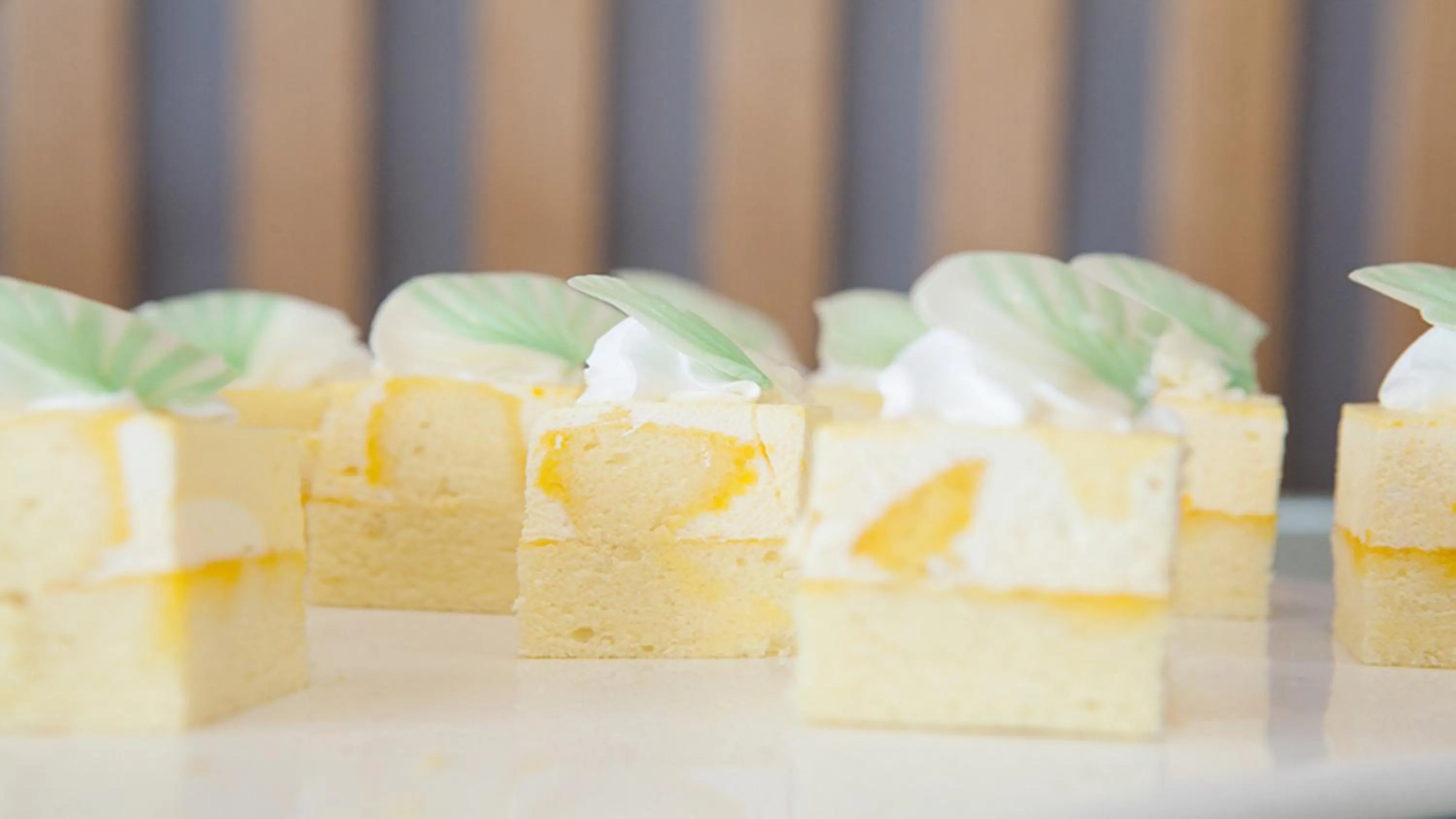 Restaurant/places to eat in Holiday Inn Express Chengdu Airport Zone Shuangliu International Airport