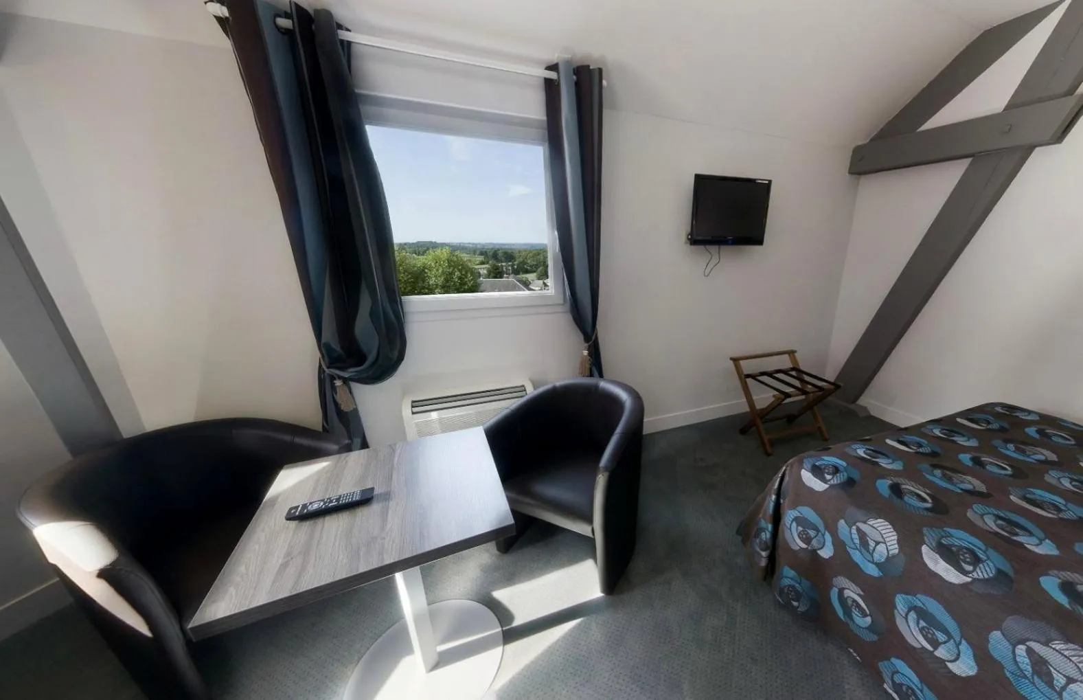 Bedroom, Bed in Logis Hôtel de la Tour