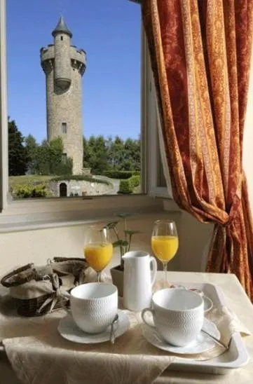 Non alcoholic drinks in Logis Hôtel de la Tour