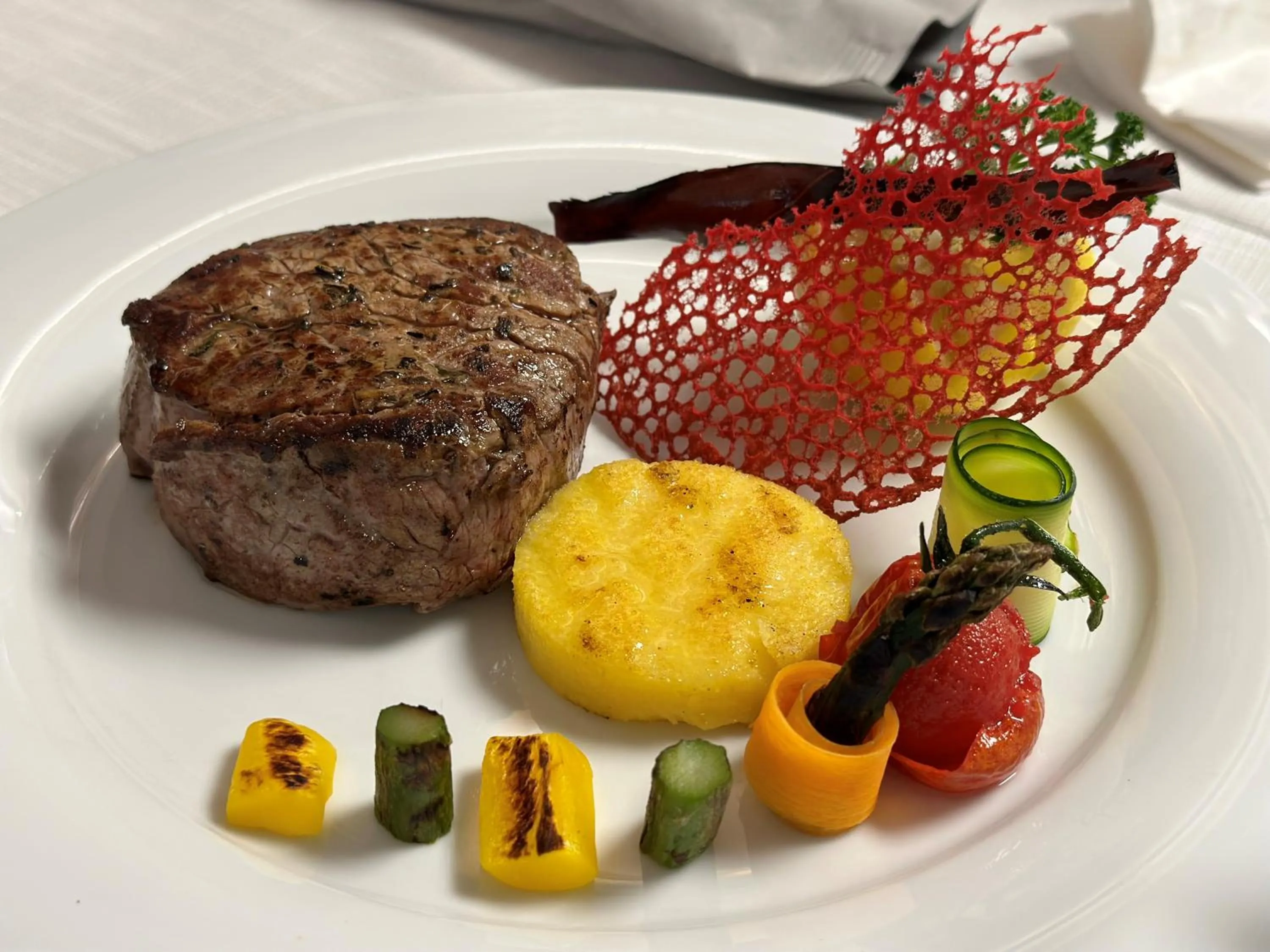 Restaurant/places to eat in Lake Hotel Benaco