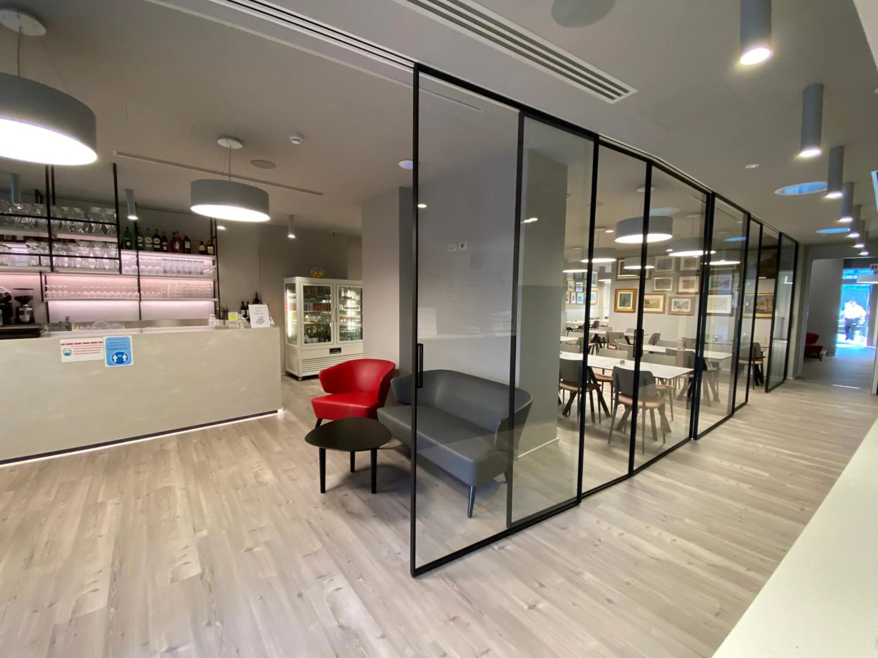 Restaurant/places to eat in Lake Hotel Benaco