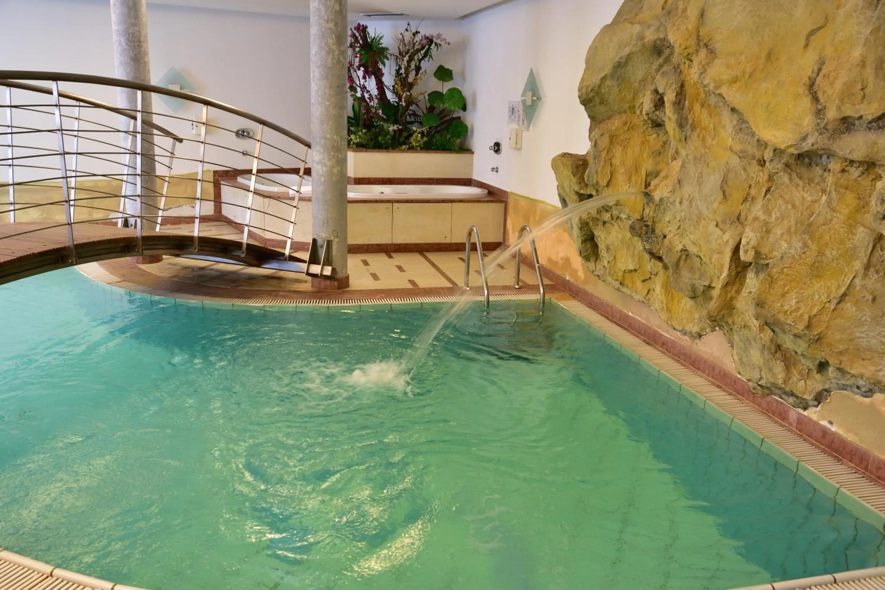 Swimming pool in Hotel Krone