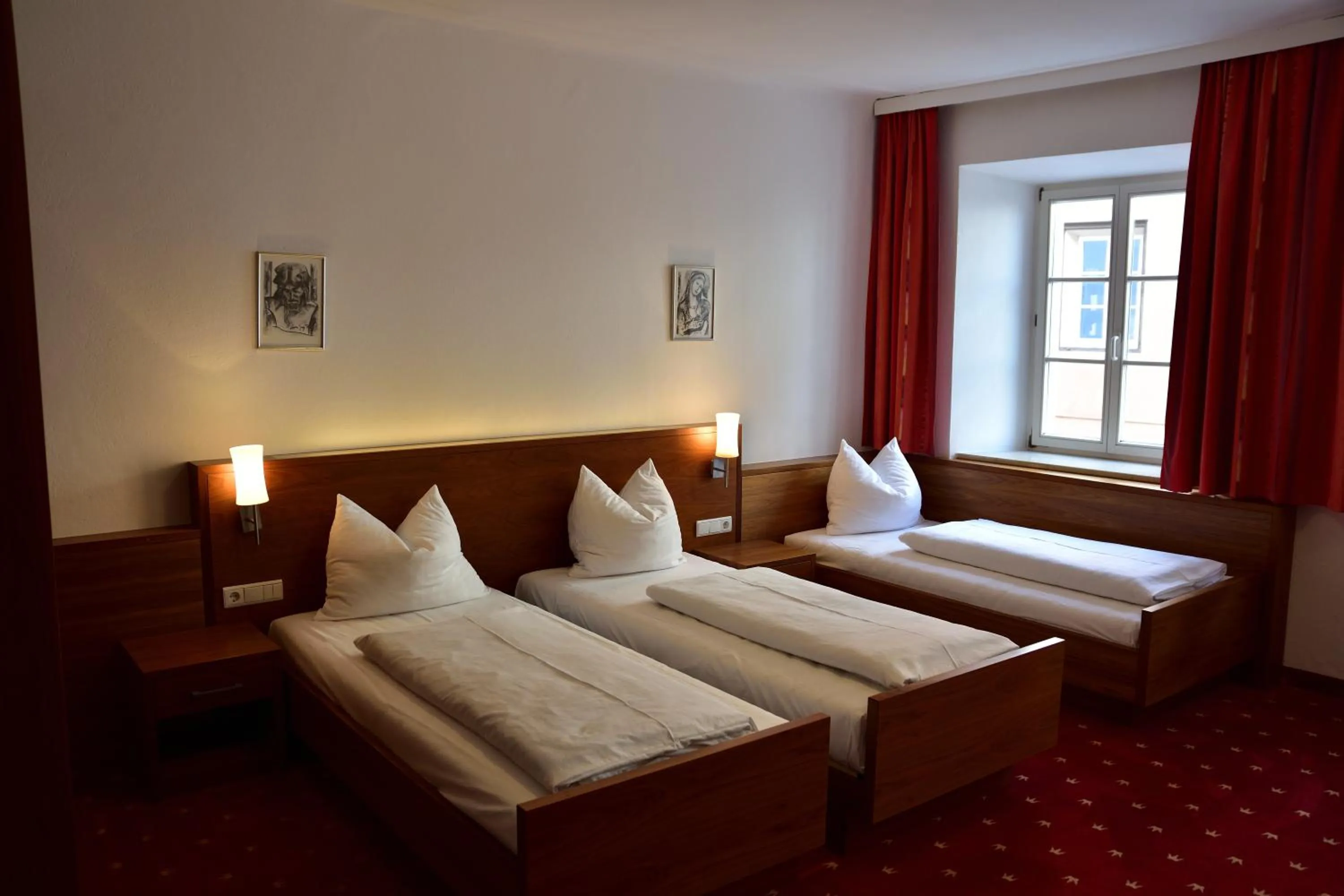Bed in Hotel Krone