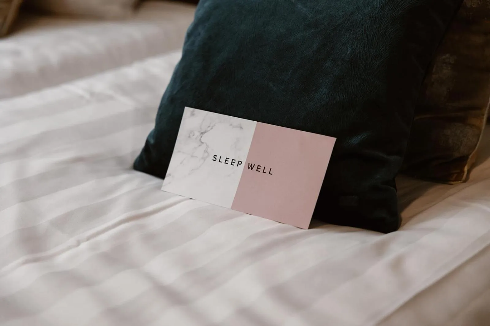 Bed in Hotel Amerika