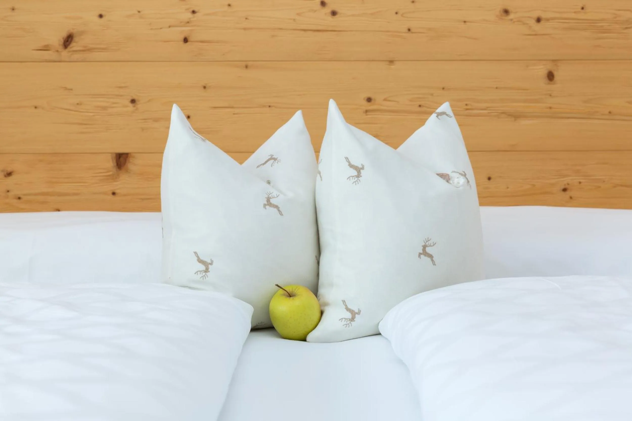 Decorative detail, Bed in Hotel Falken