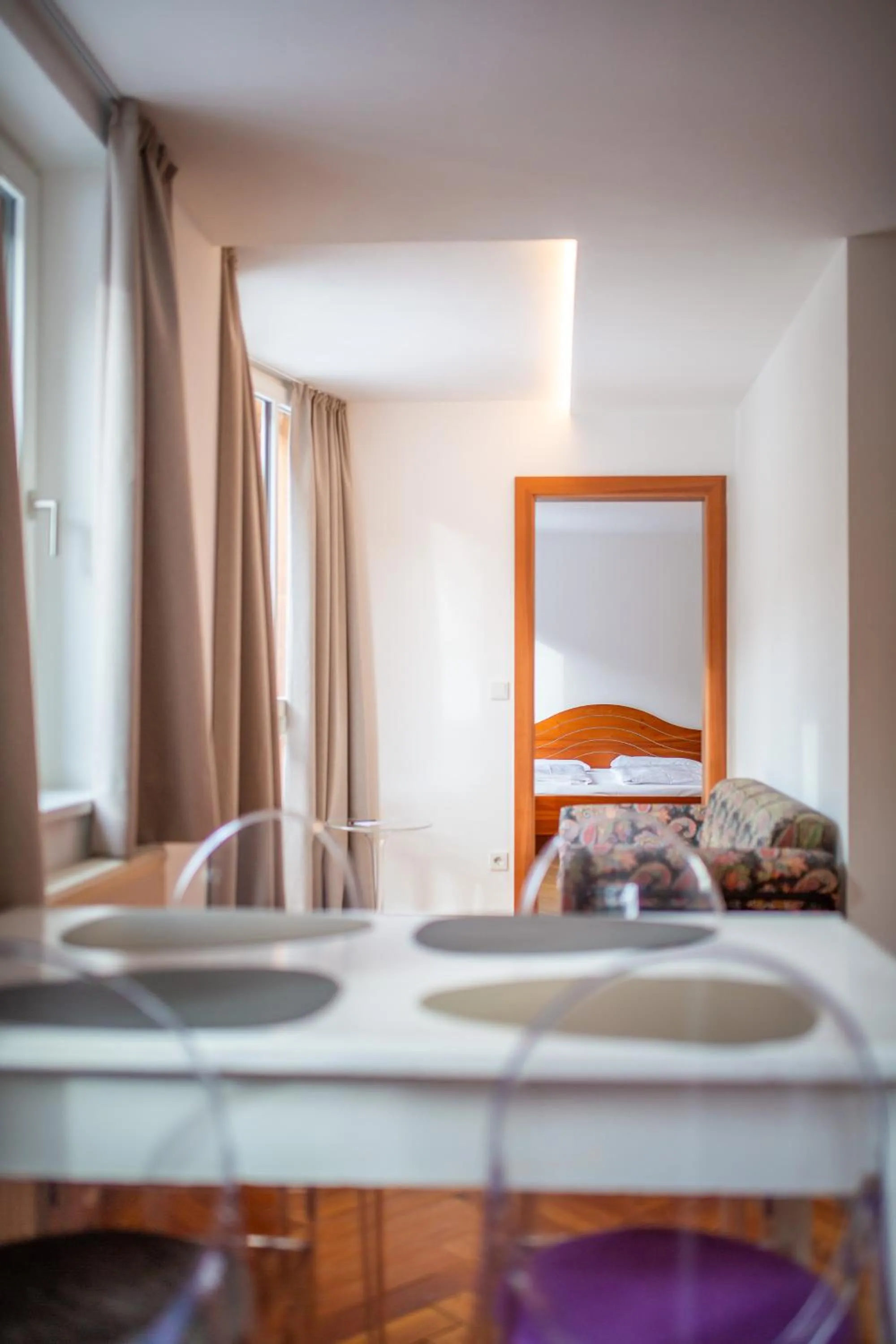 Living room, Bed in Parkhotel Sole Paradiso