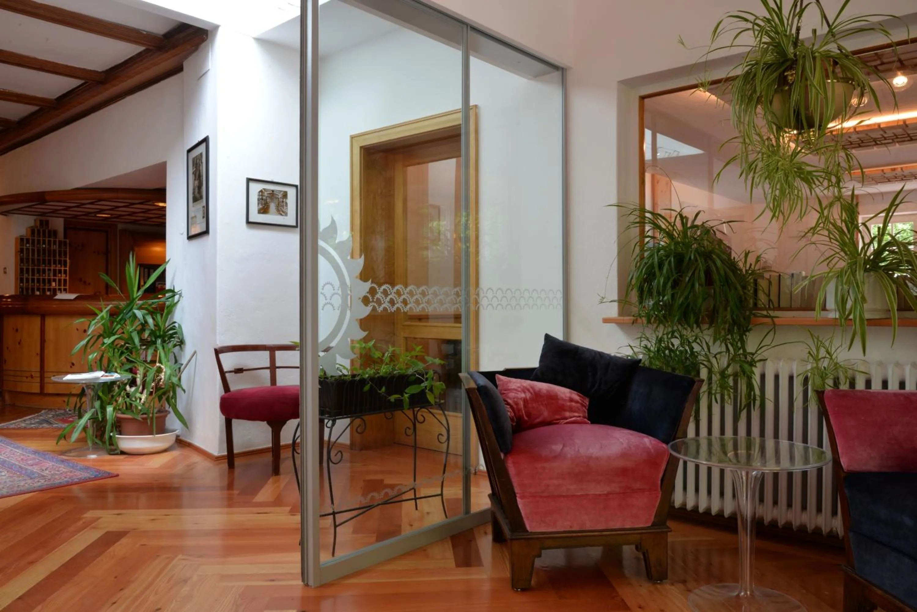 Lobby or reception in Parkhotel Sole Paradiso