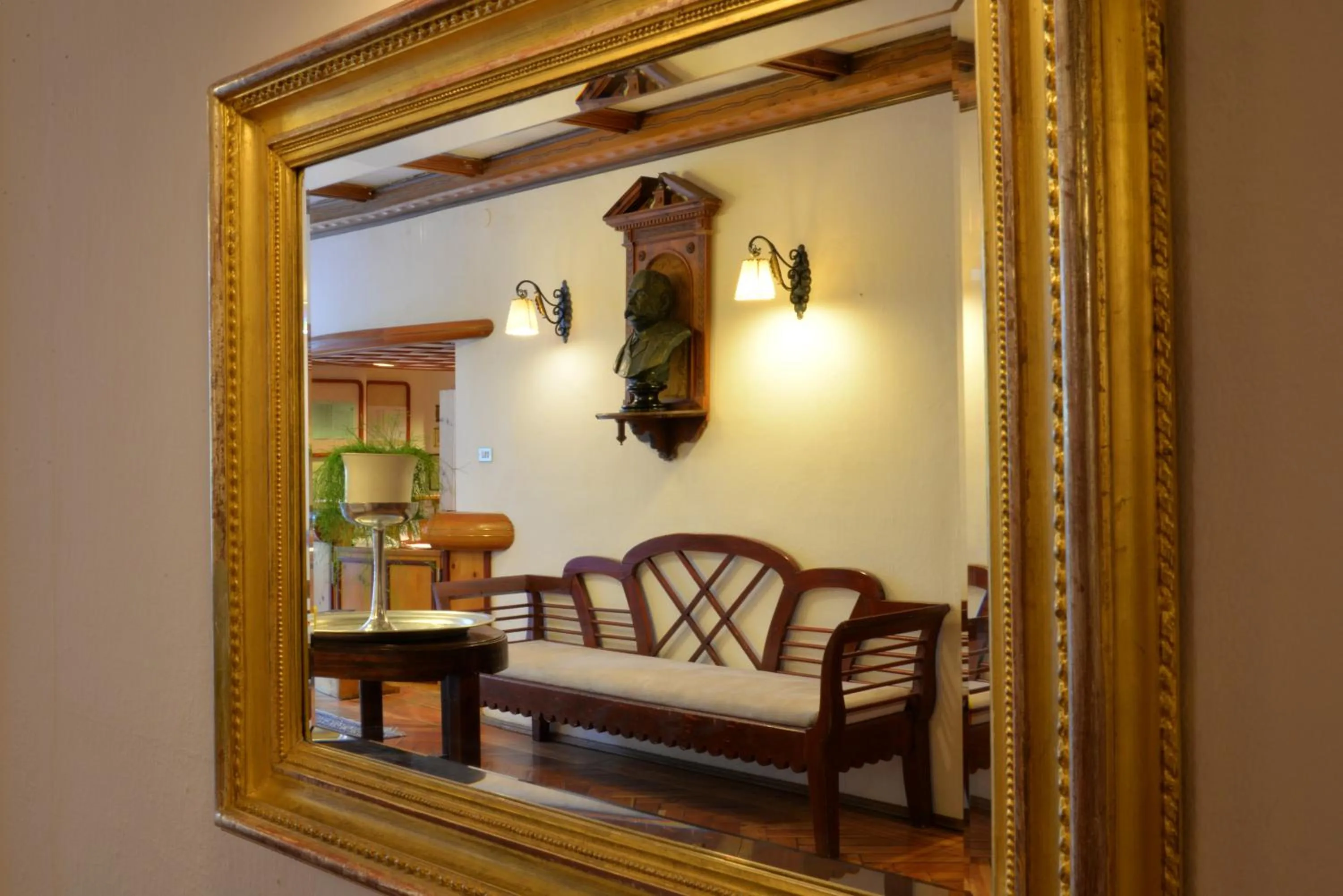 Lobby or reception in Parkhotel Sole Paradiso