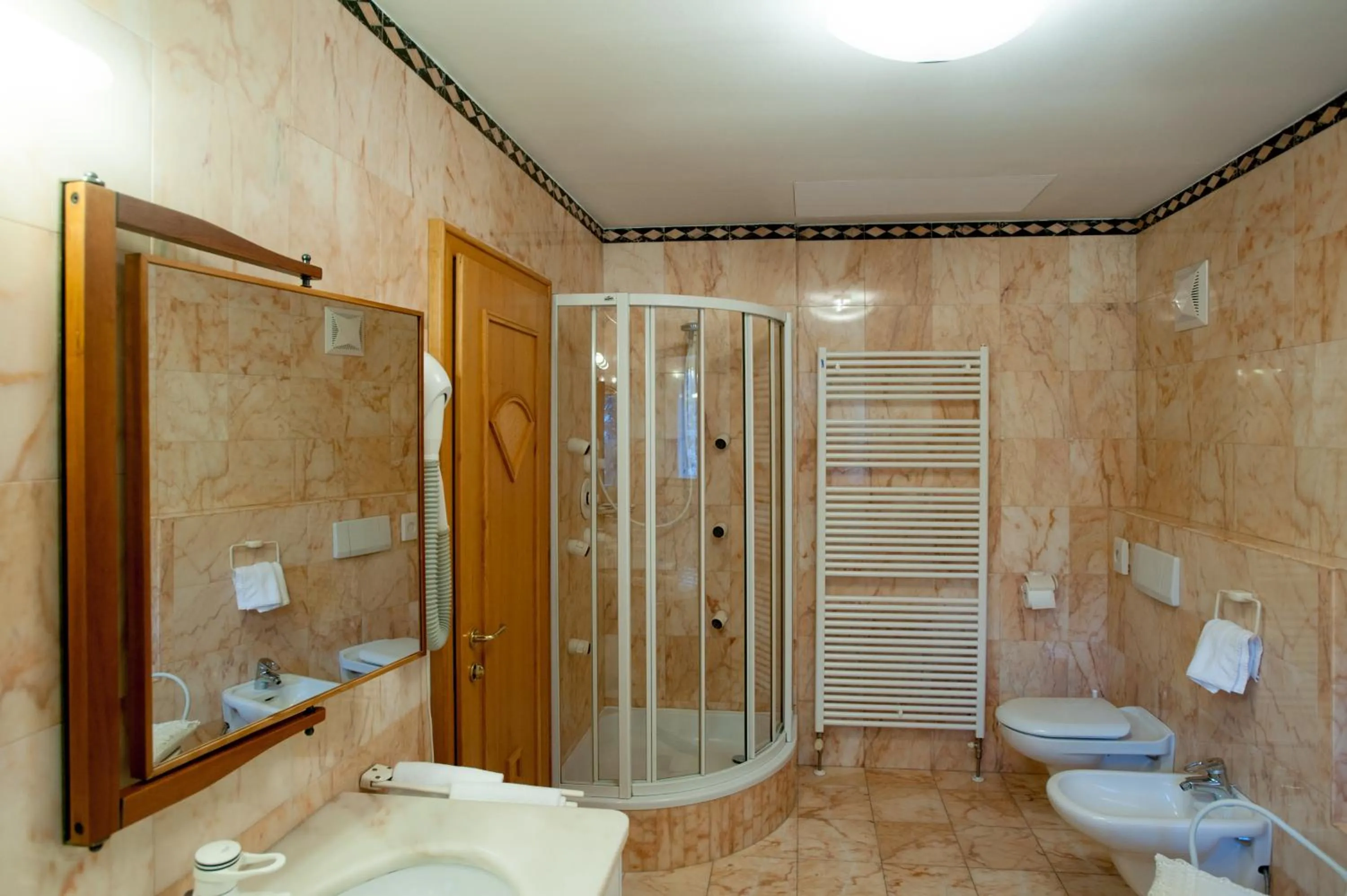 Bathroom in Parkhotel Sole Paradiso