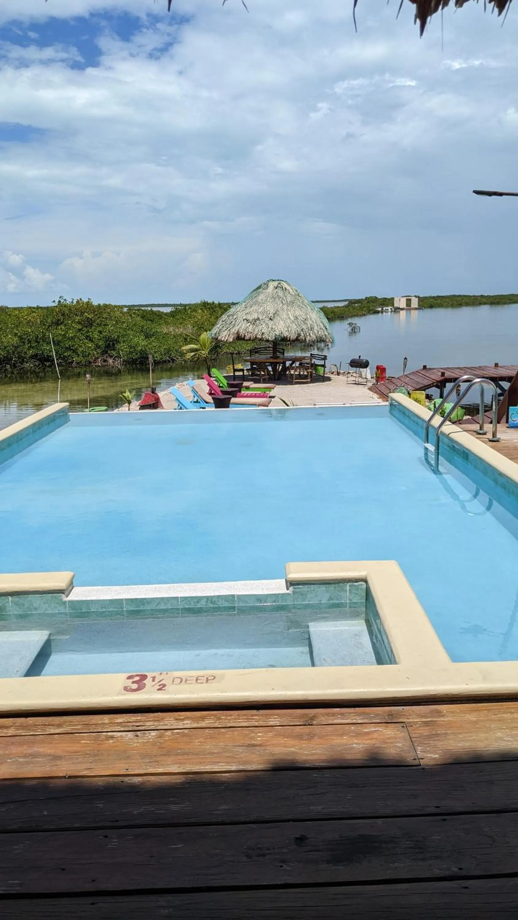 Swimming pool in Lina Point Belize Overwater Resort