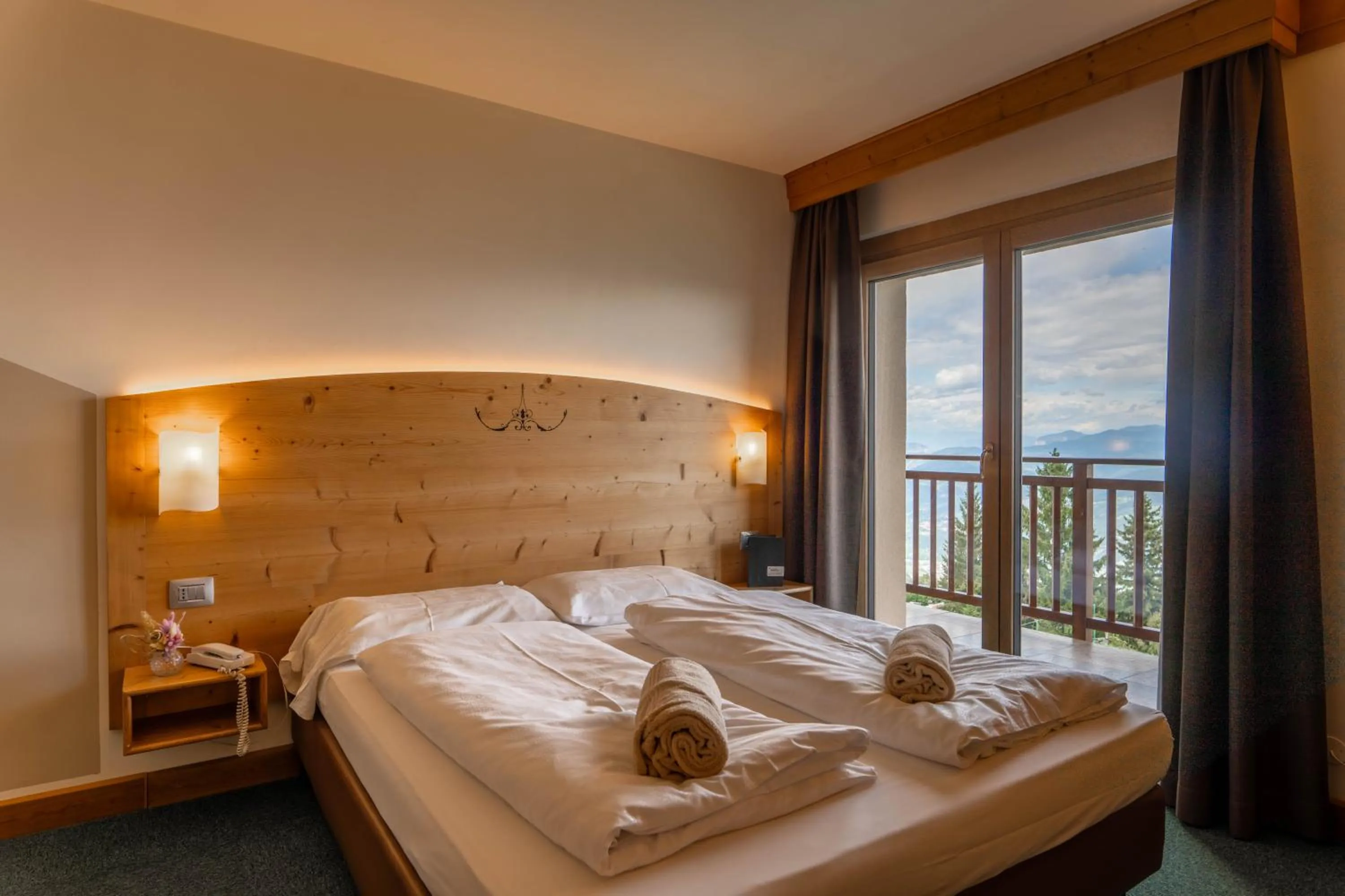 Bed in Hotel Monte Bondone