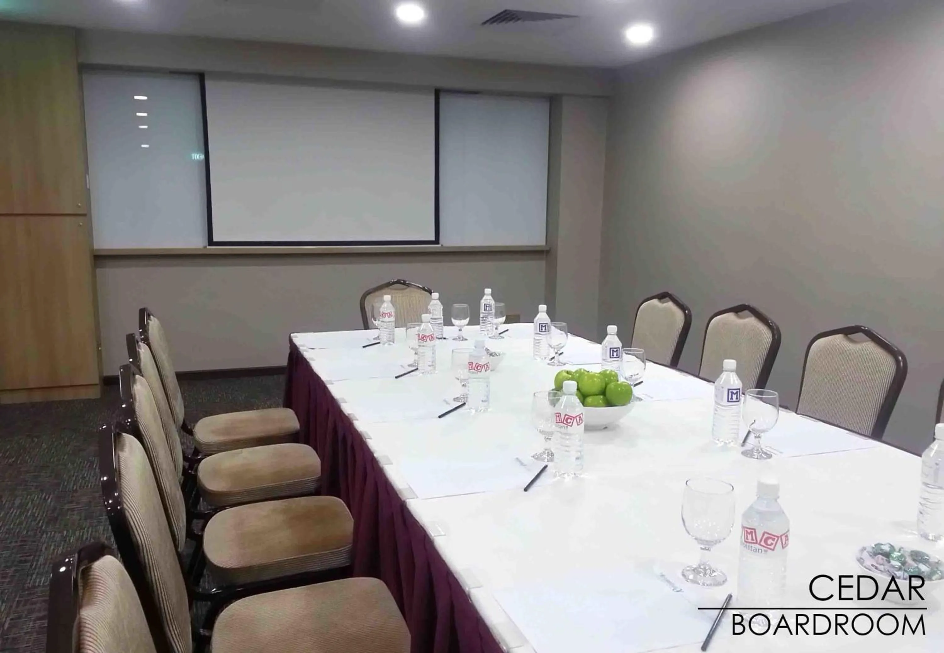 Meeting/conference room in Metro Y Hotel Singapore