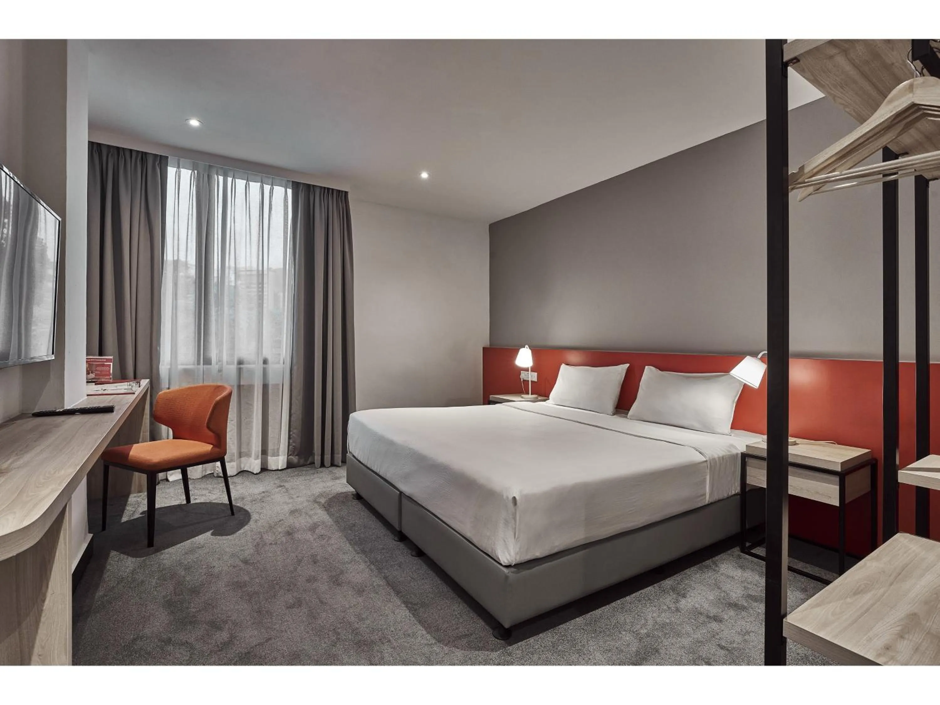 Bed in Metro Y Hotel Singapore