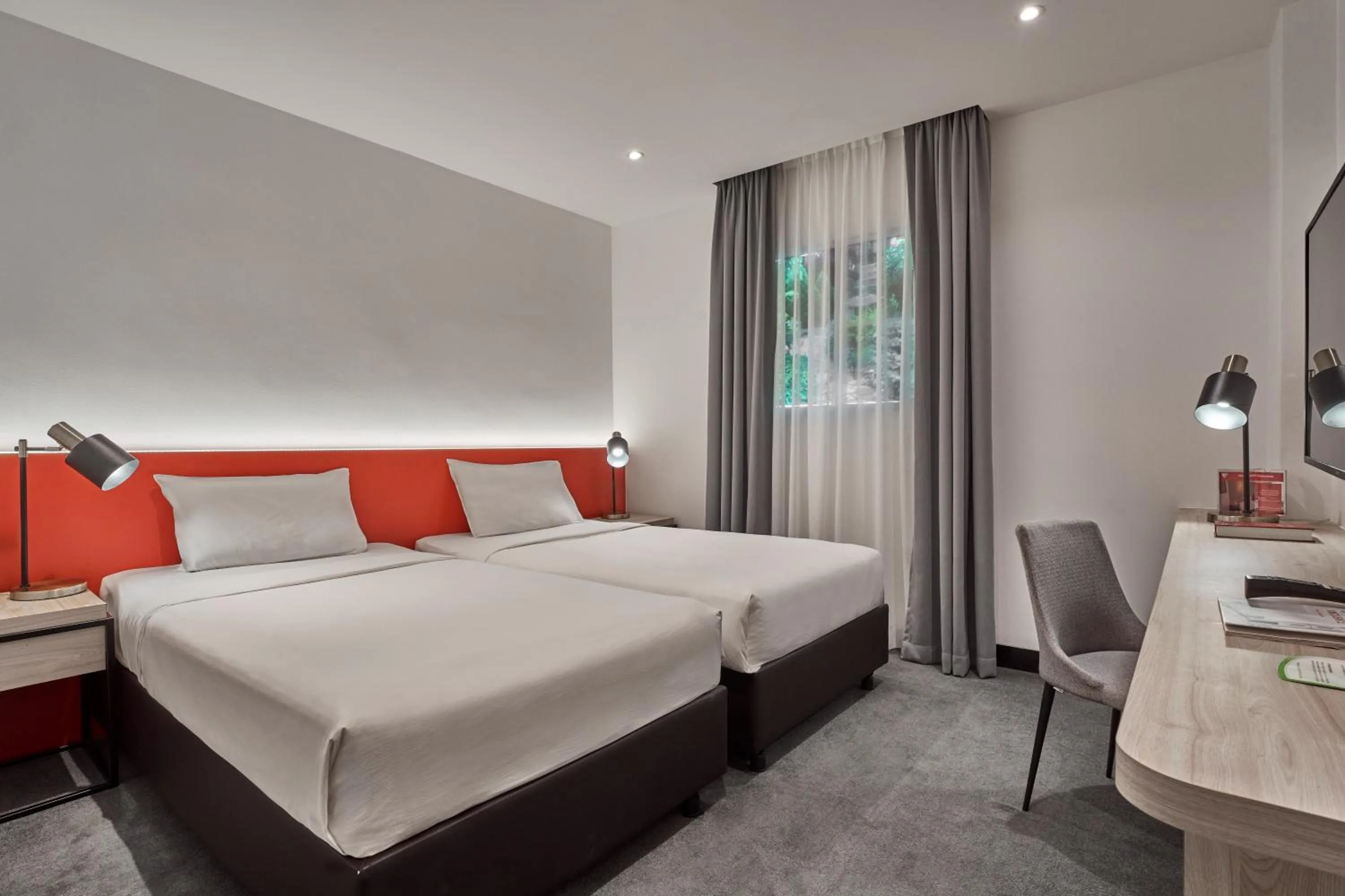 Bed in Metro Y Hotel Singapore