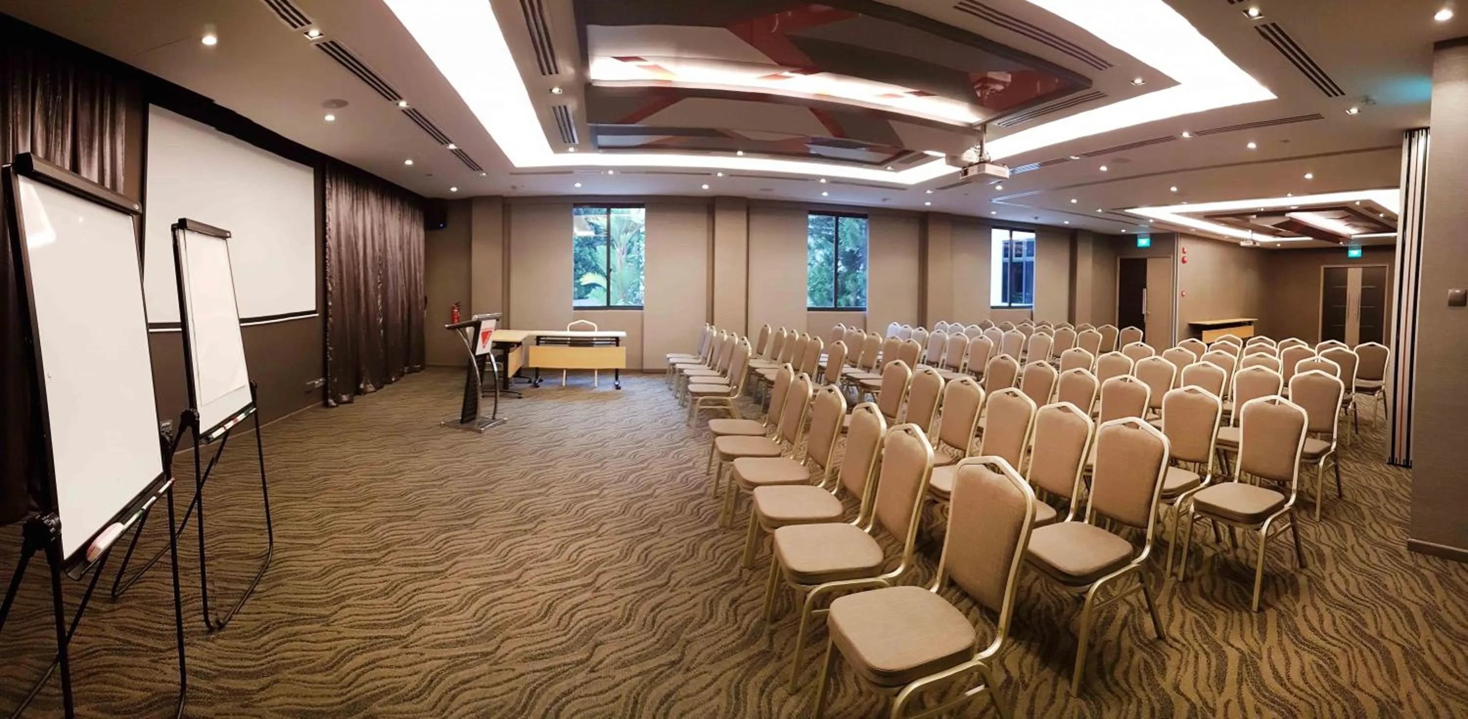 Meeting/conference room in Metro Y Hotel Singapore