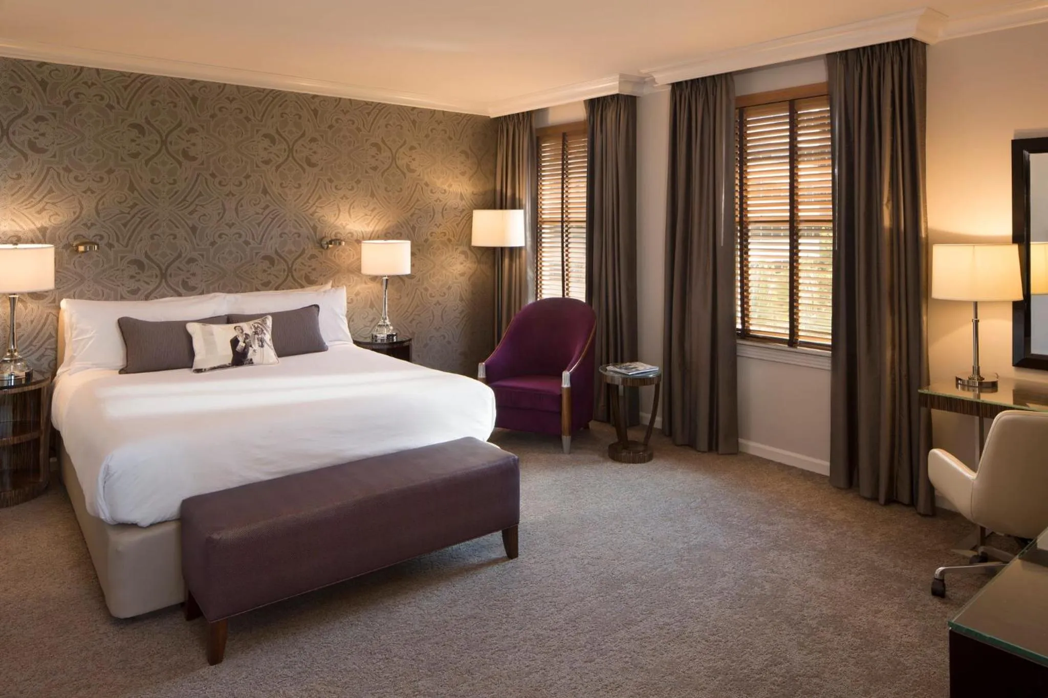 Photo of the whole room, Bed in Hotel de Anza by IHG