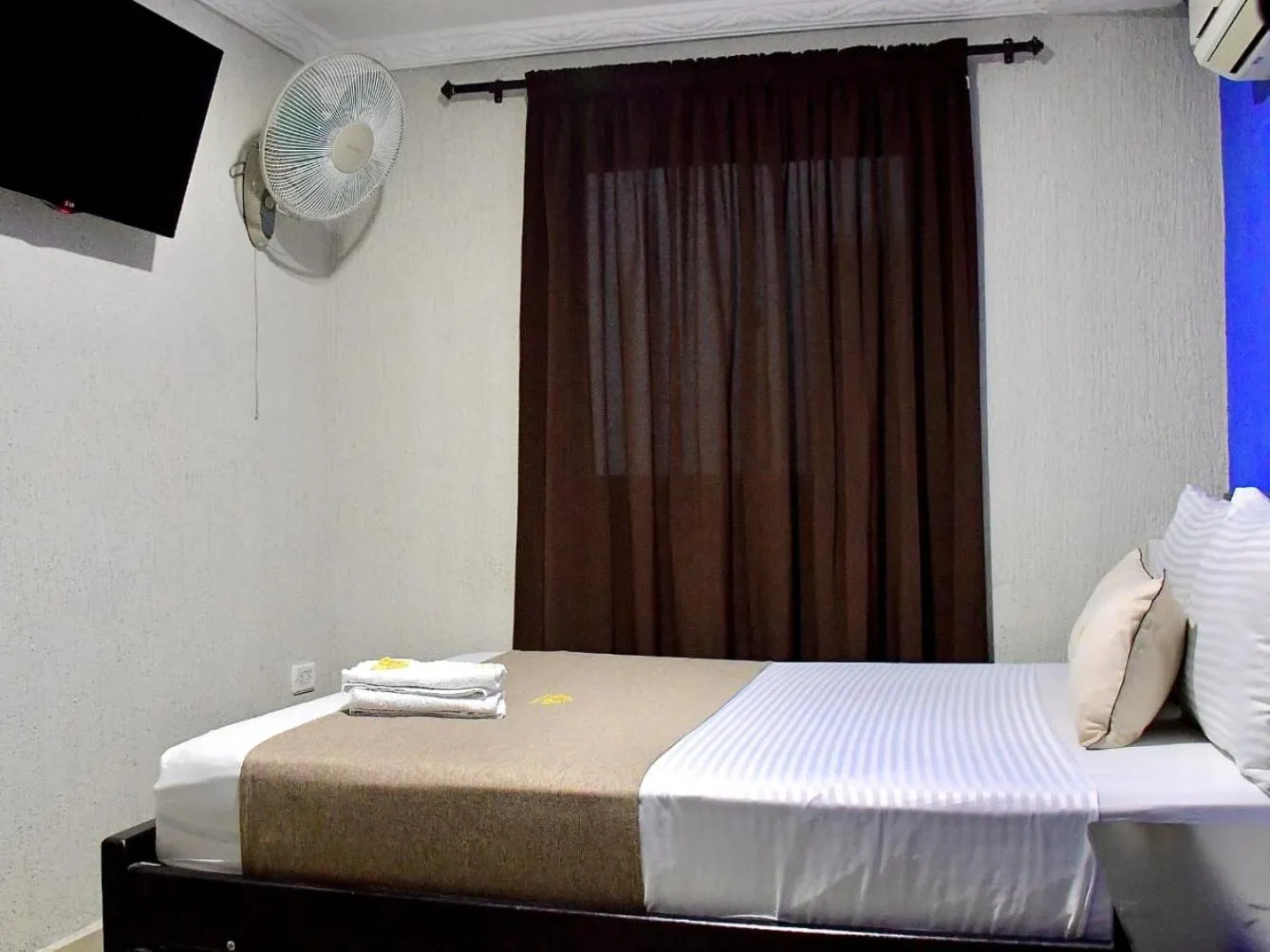 Bed in Hotel Chico Real