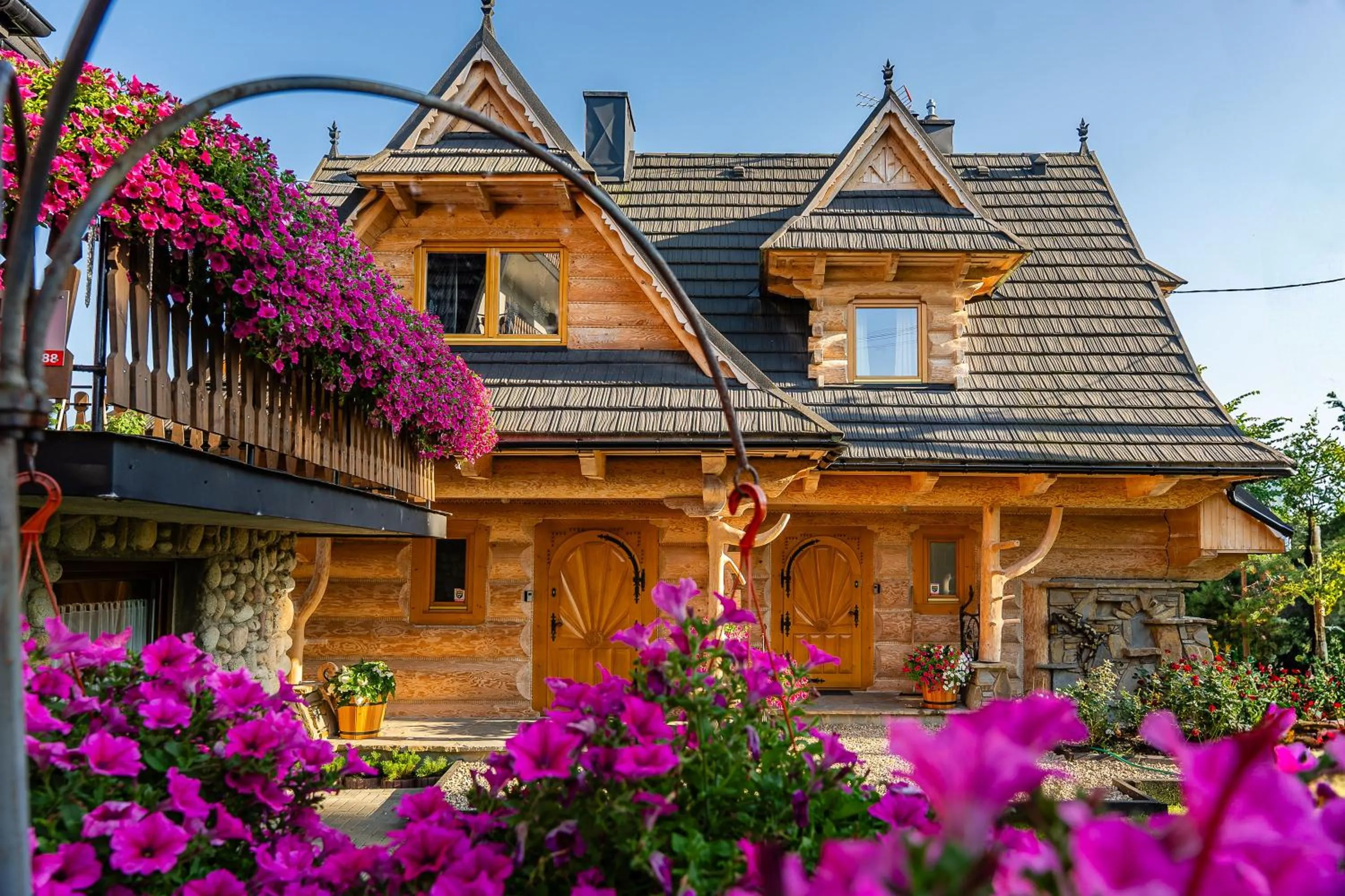 Property building in Willa Turnia